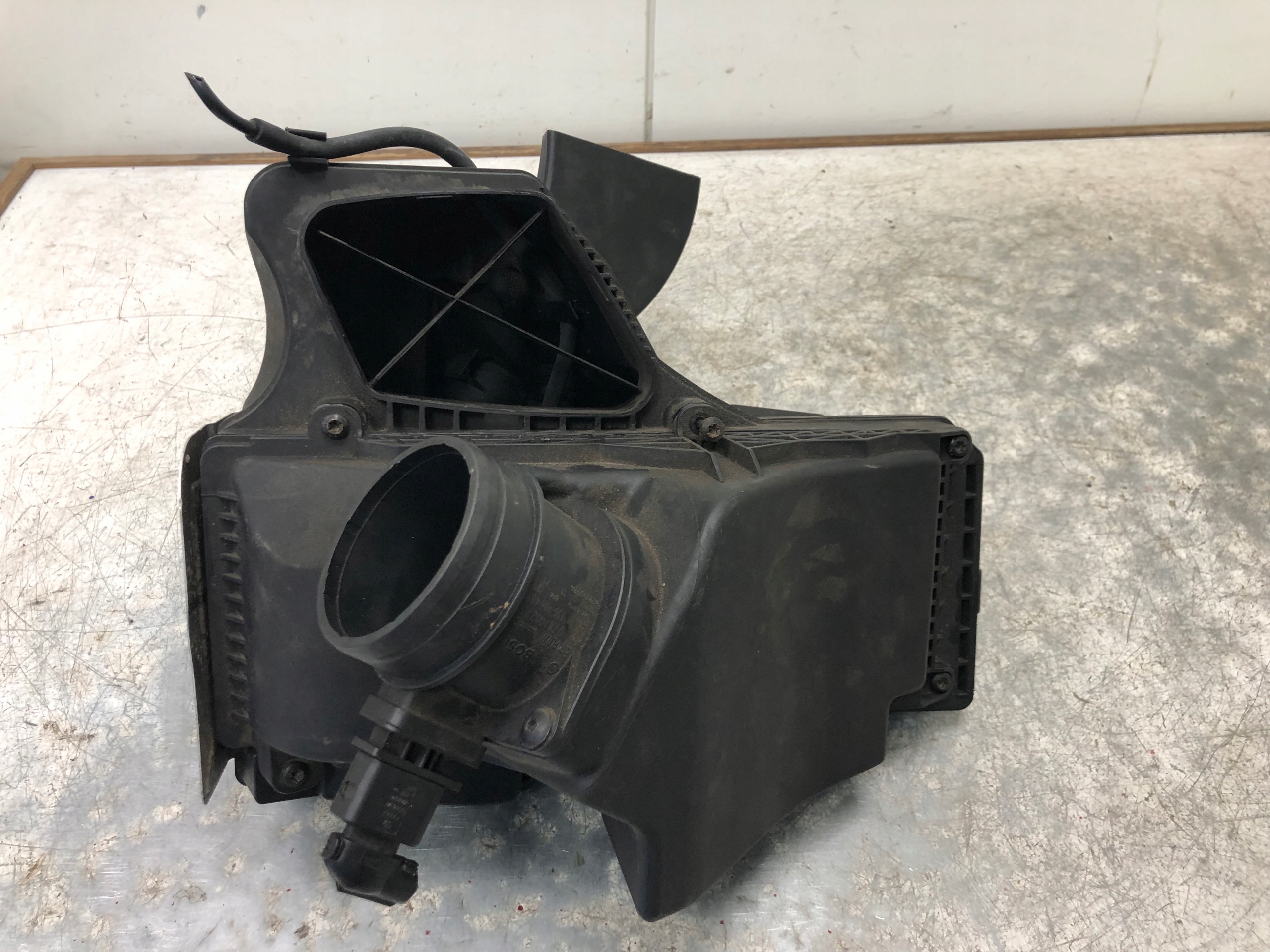 Gehäuse filter luft AUDI A4 B8 8K0133837BF 8K0133835BH