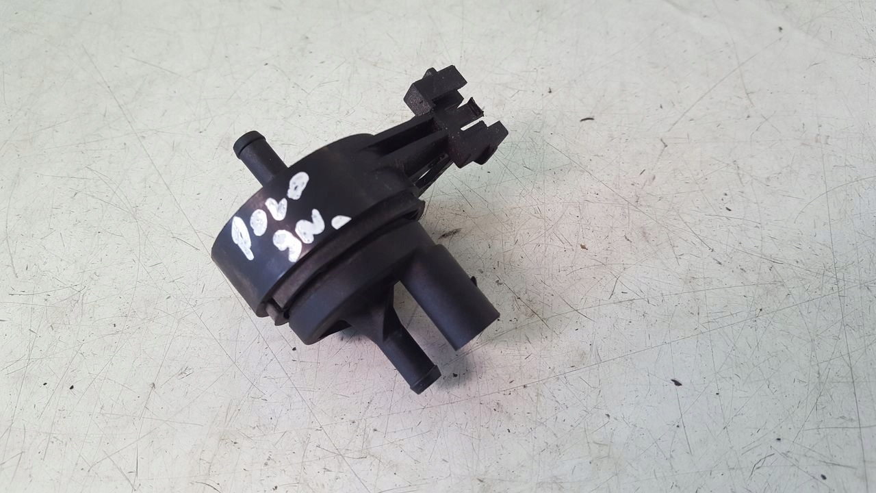 Sensor odpowietrzajacy tank VW Polo 9N 1,2