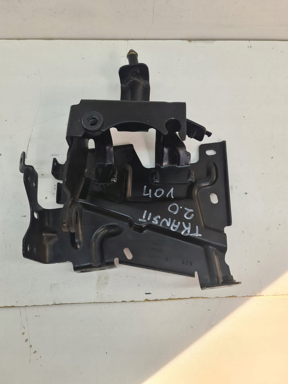 GK21-V020C74-AF - РУЧКА НАСОСА ABS ДЛЯ FORD TRANSIT MK8