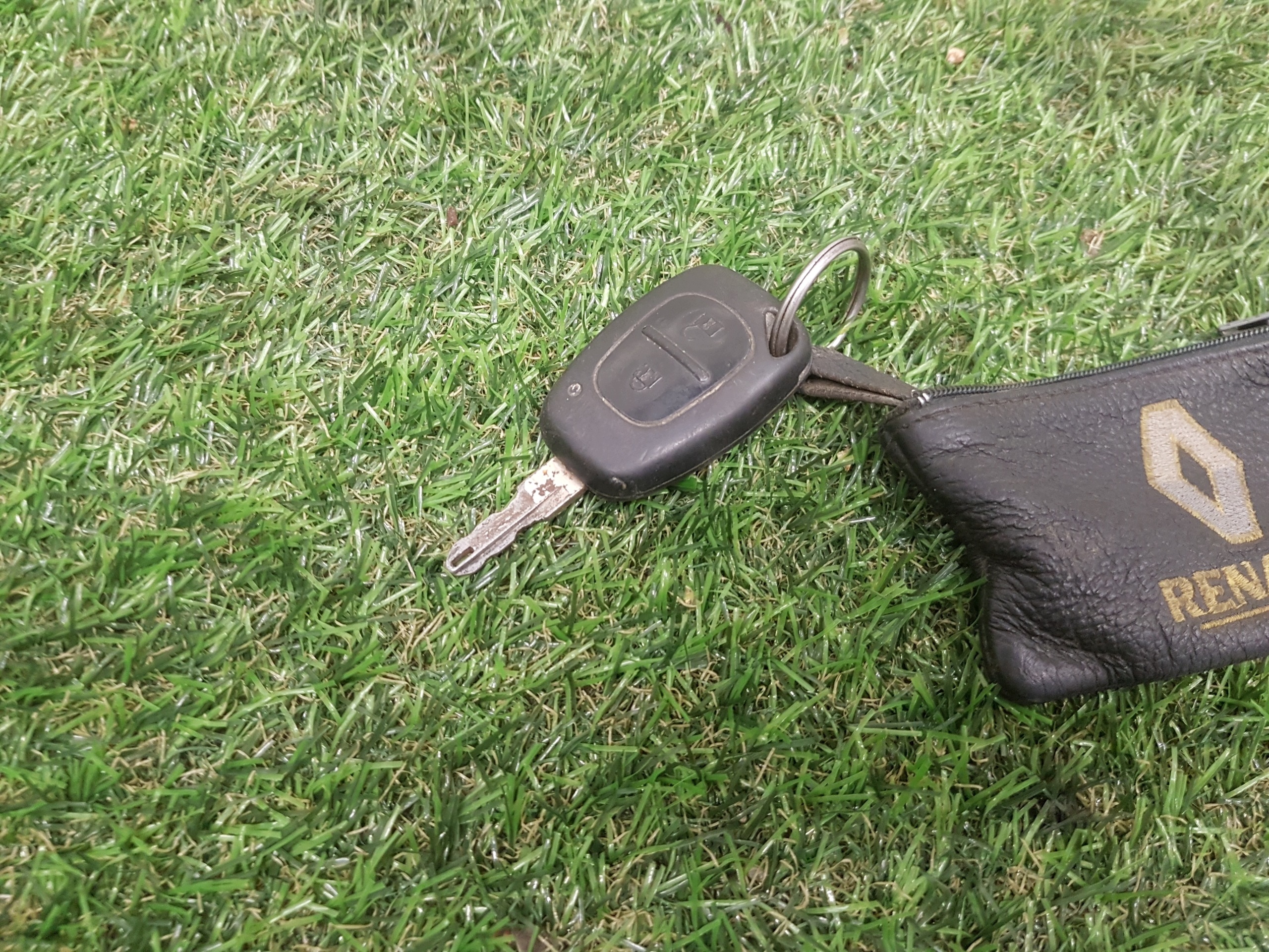 ignition Z KLUCZYKIEM RENAULT TRAFIC 2