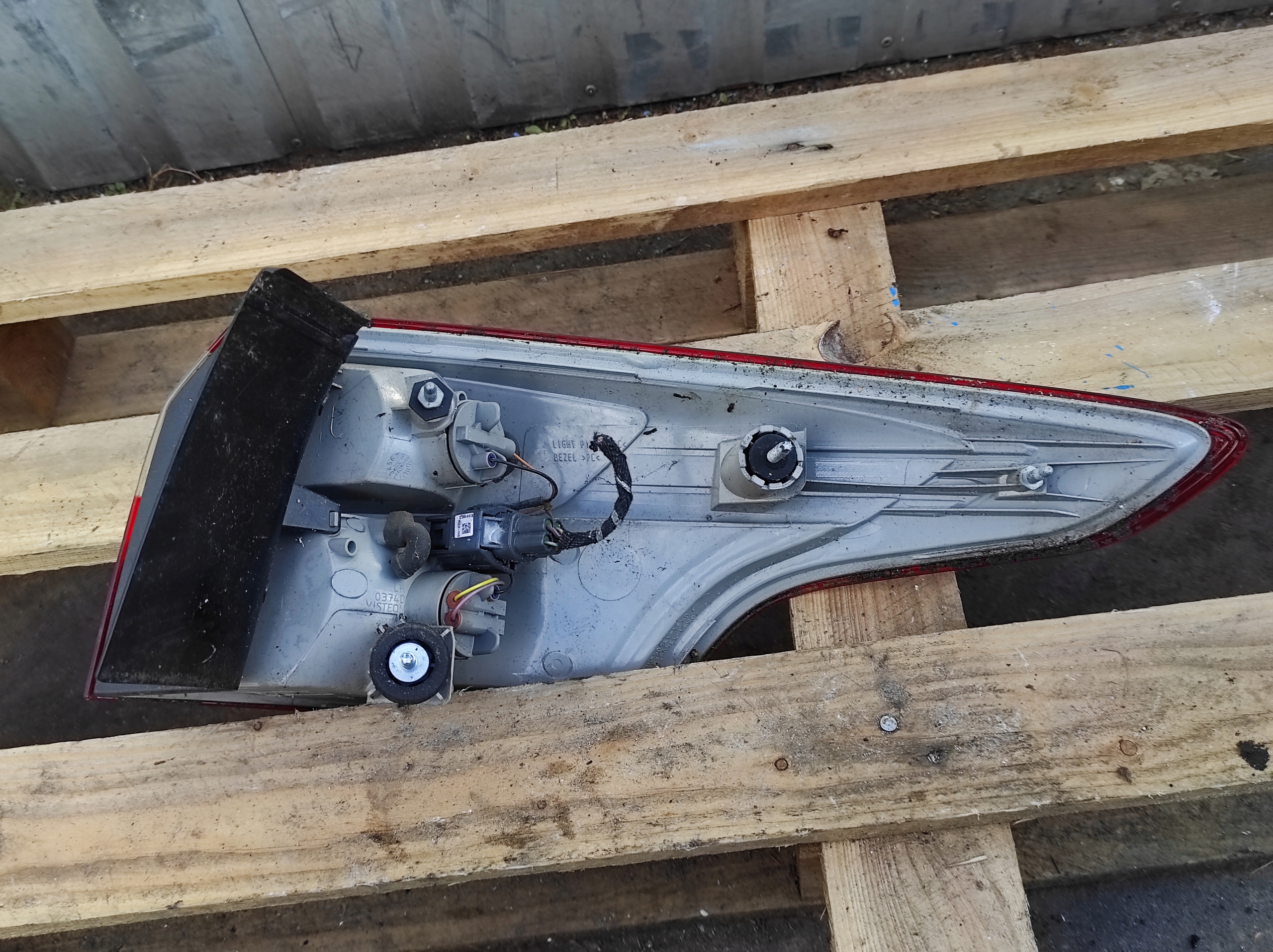 light rear part left FORD FOCUS MK3 KOMBI BM51-13405-G