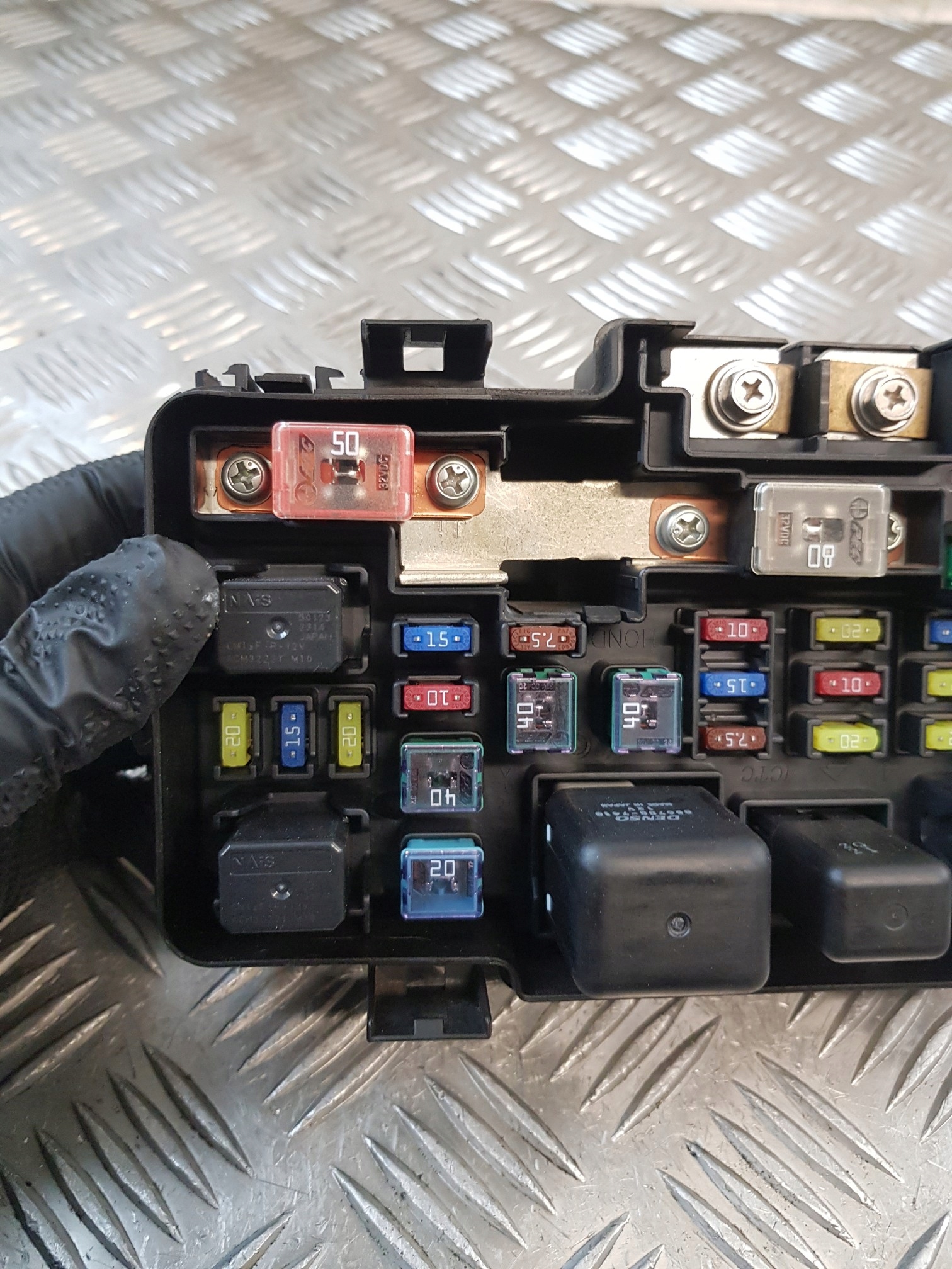 Kasten der Sicherungen HONDA STREAM 1.7B 05R