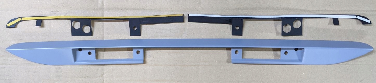 Mercedes-Benz A 140 750 00 27 blenda klapy Producent części Mercedes-Benz OE