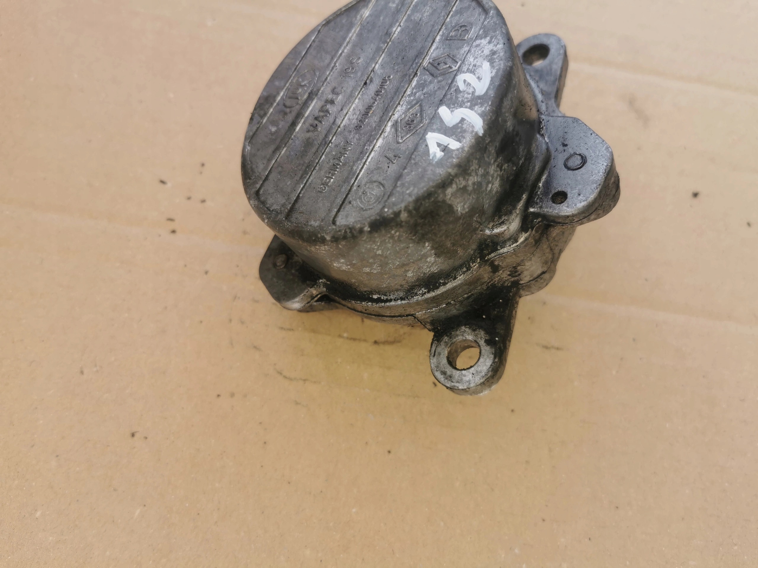 OPEL MOVANO RENAULT MASTER 2.5DCI G9U Pompa VACUM 8200640105