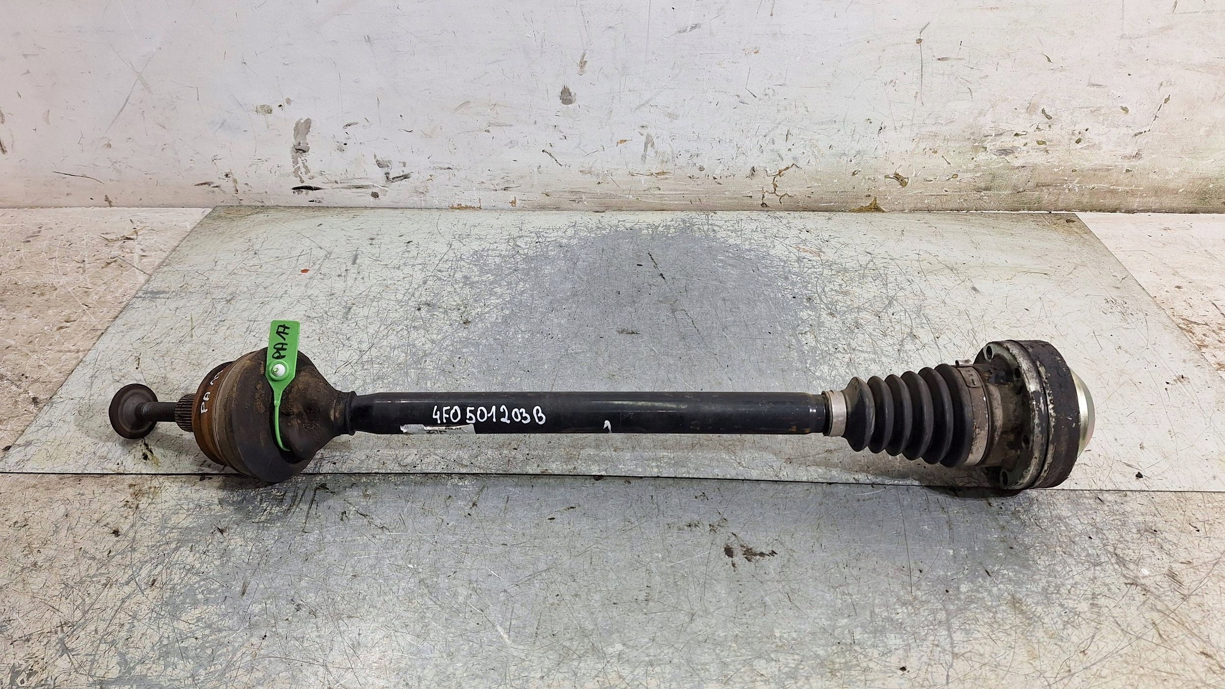 semi-axis left rear part 4F0501203B AUDI A6 C6 3.0TDI QUATTRO