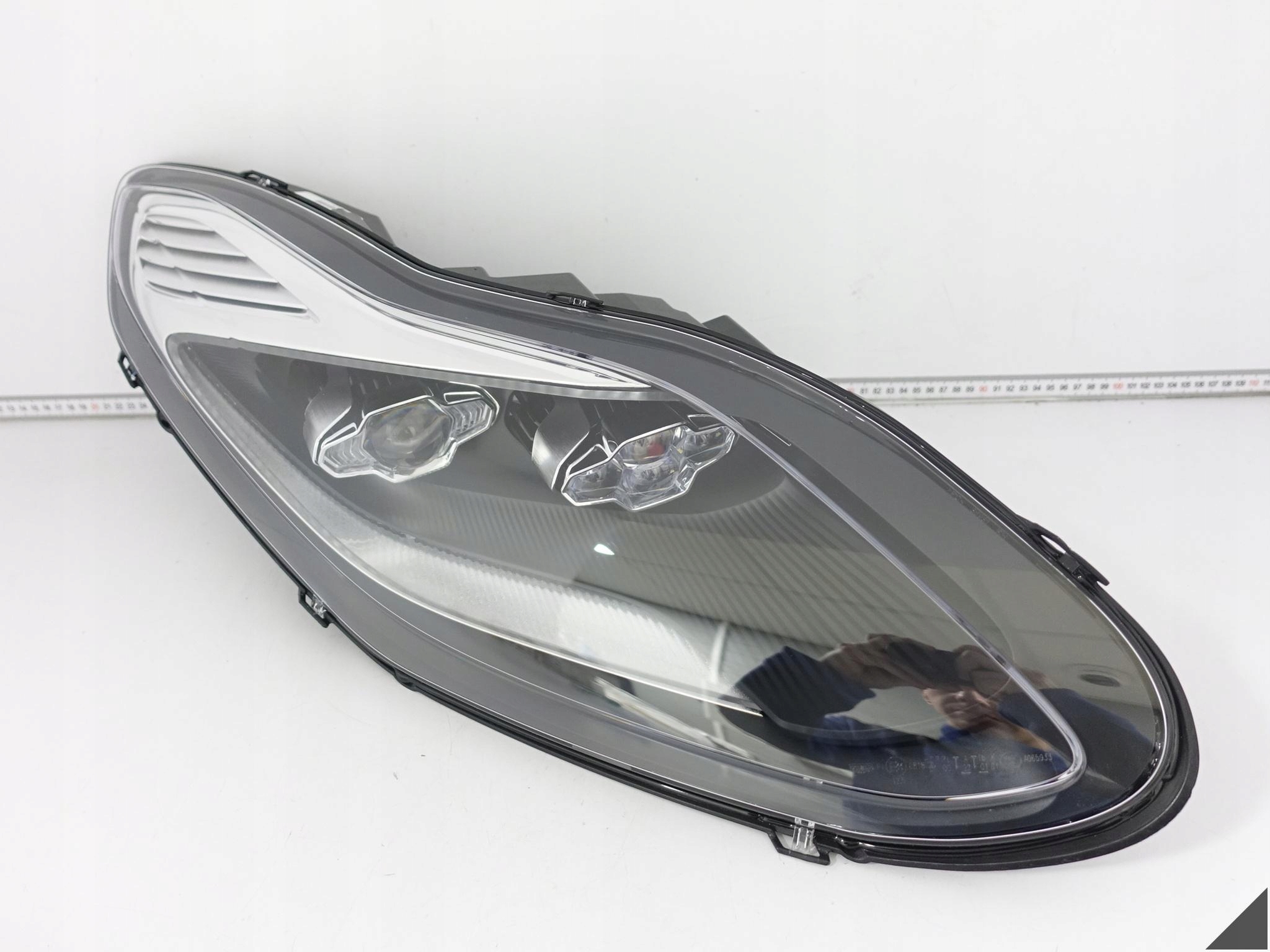 ASTON MARTIN DB11 16-23 light HEADLIGHT right front EUROPA SILVER + module