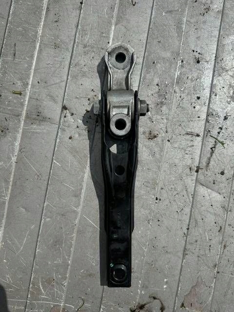 AUDI Q3 II 83A holder engine mount 5Q0199855AB