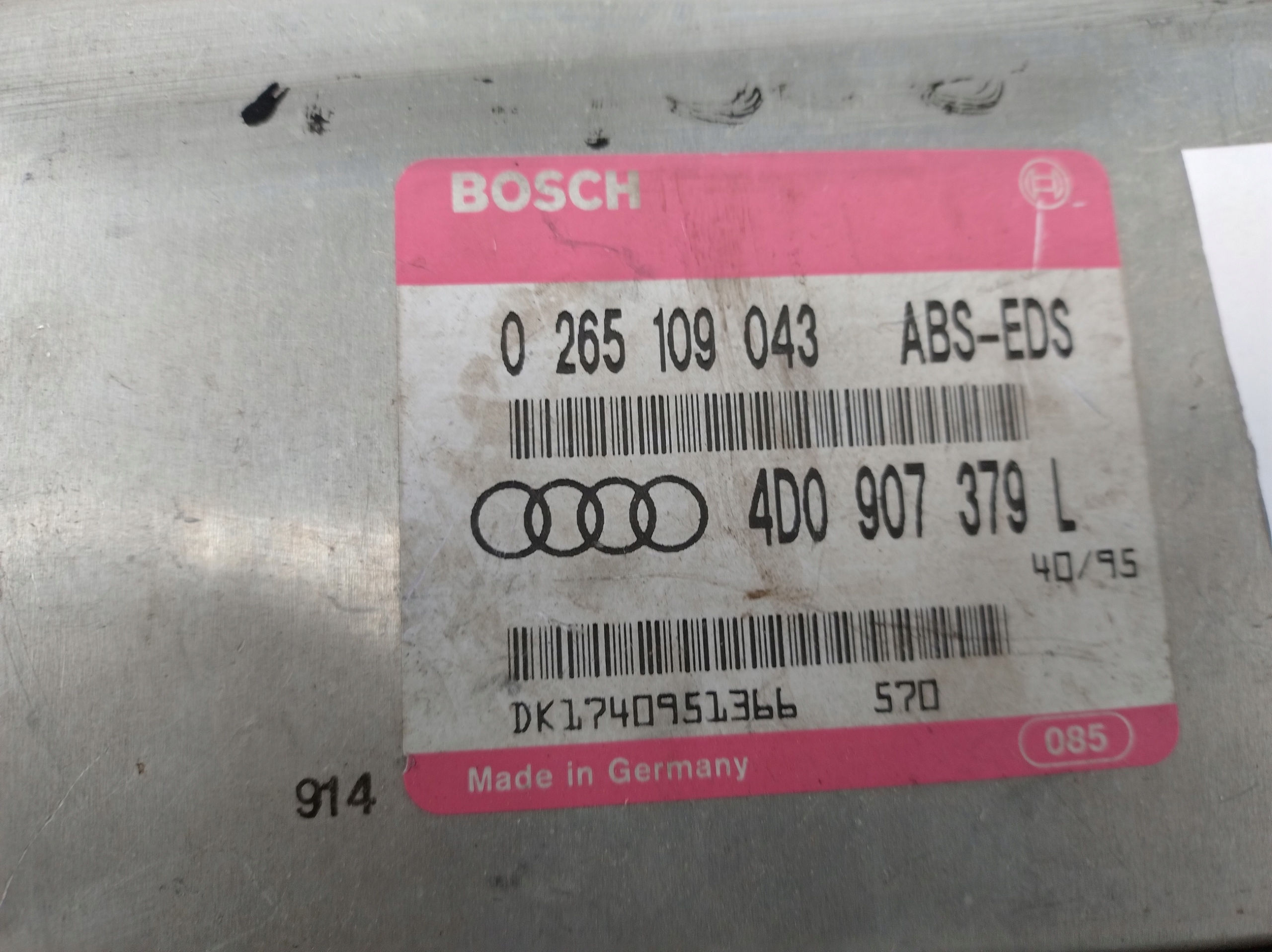 AUDI A8 D2 Computer Bedienteil ABS ESP 4D0907379L K117/251JR