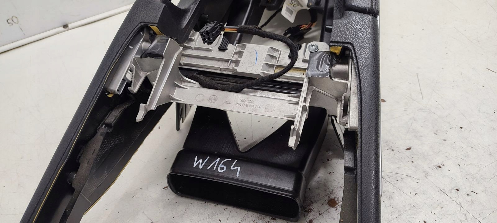 bracciolo tunel Mercedes W164