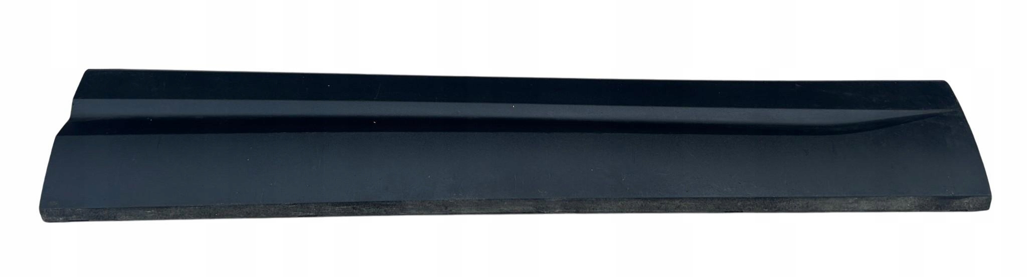 moulding door right front SEAT ATECA 575 575854940B