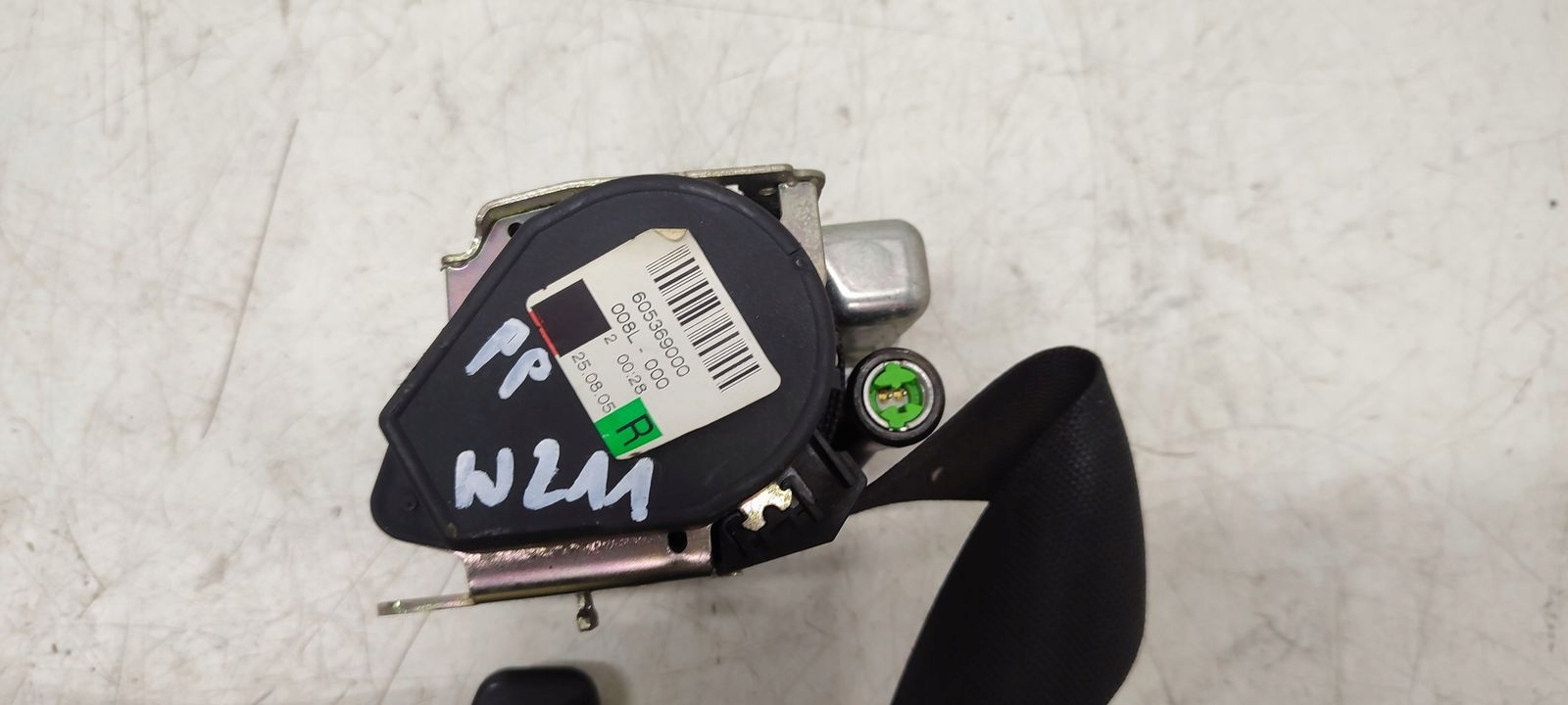 seat belt right front Mercedes W211