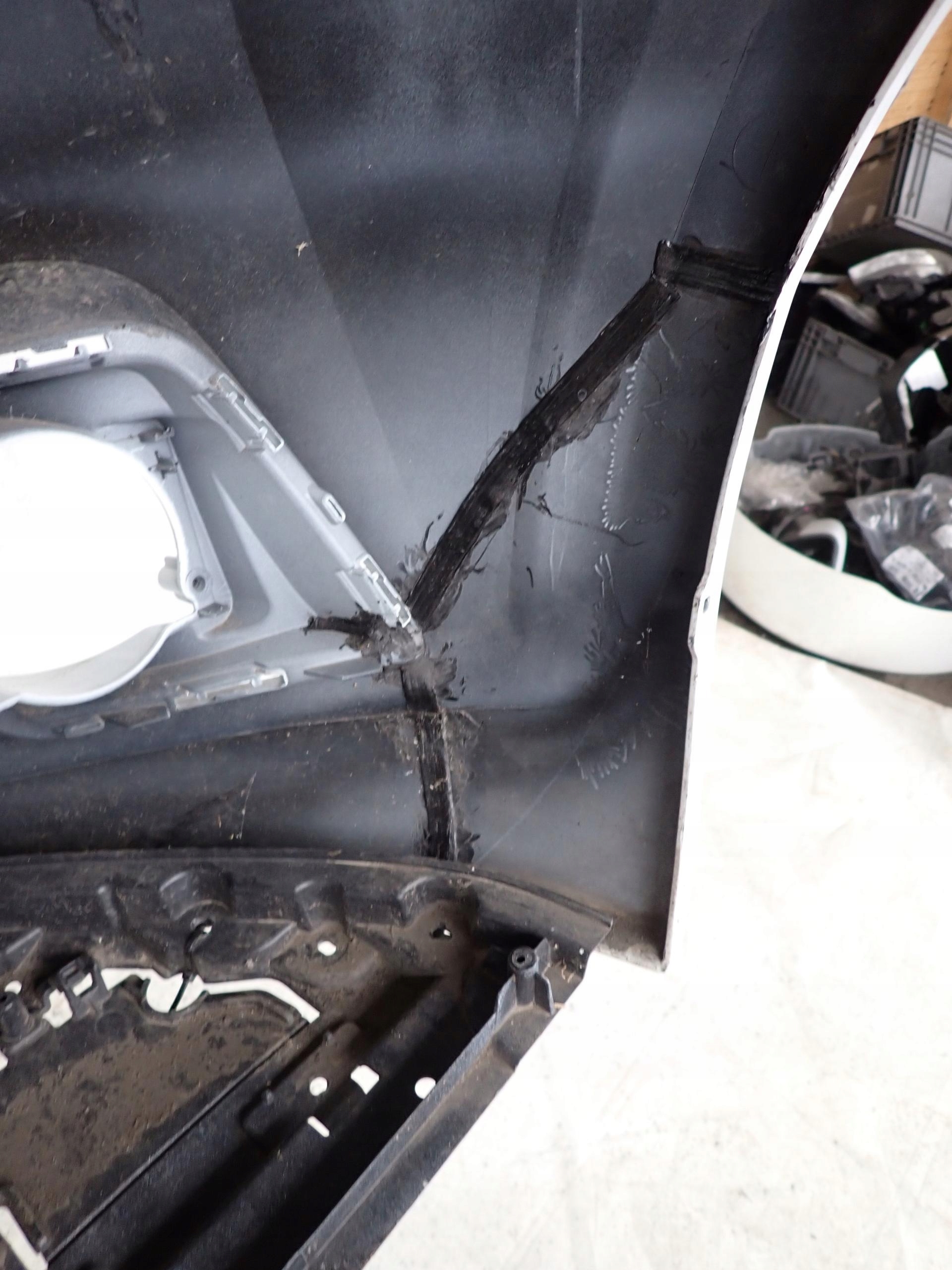 DACIA SANDERO III 20- bumper front front + cover 620228531R