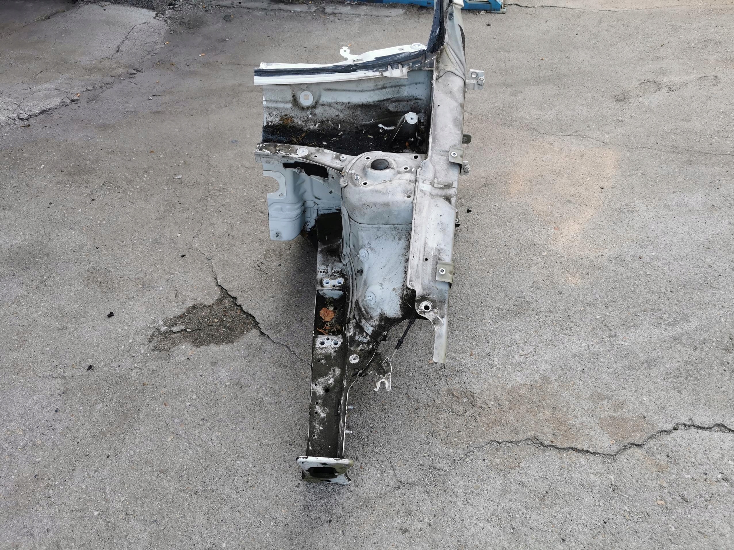 quarter quarter left front VW PASSAT B8 LC9A