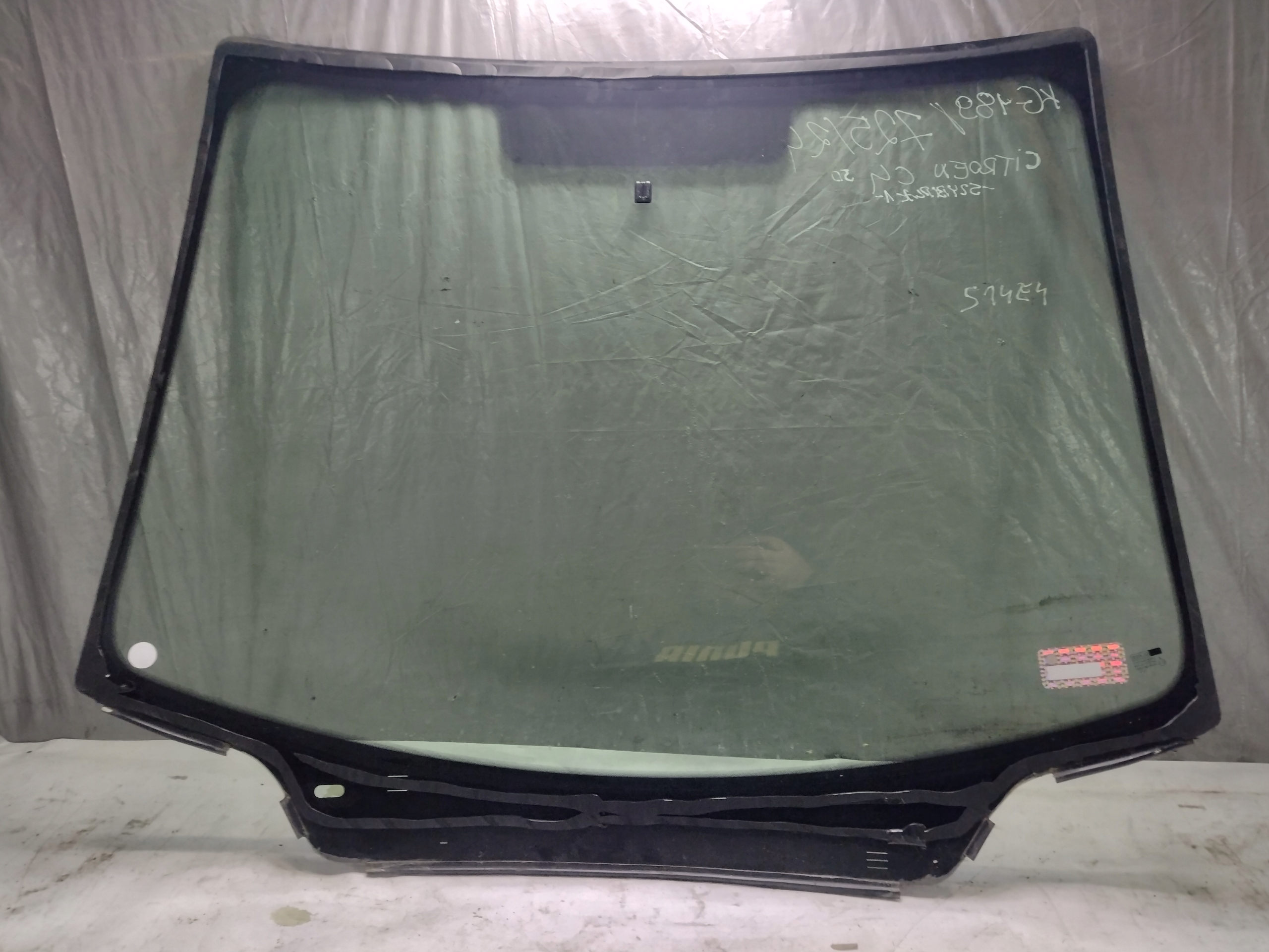 window iron Citroen C4 and 1 5D