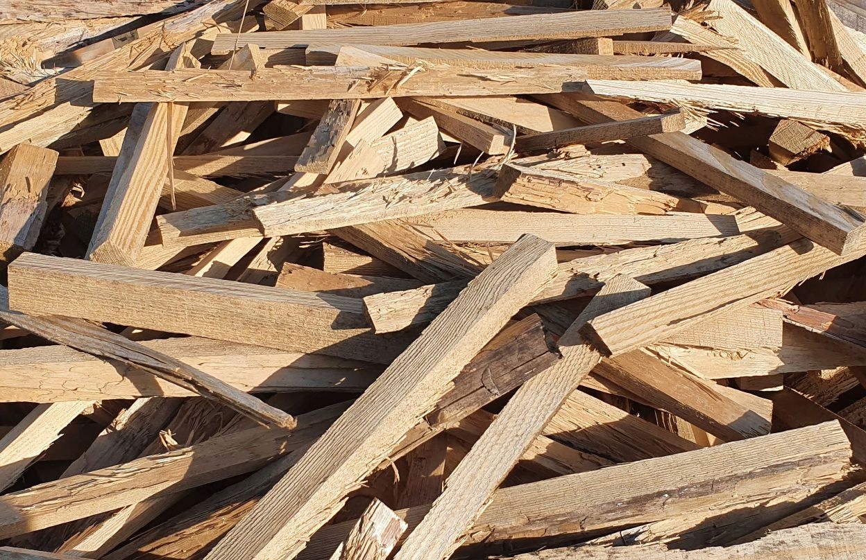 ROZPAŁKA PODPAŁKA DO KOMINKA GRILLA PIECA SUCHE DREWNO ROZPAŁKOWE 10KG Marka inna