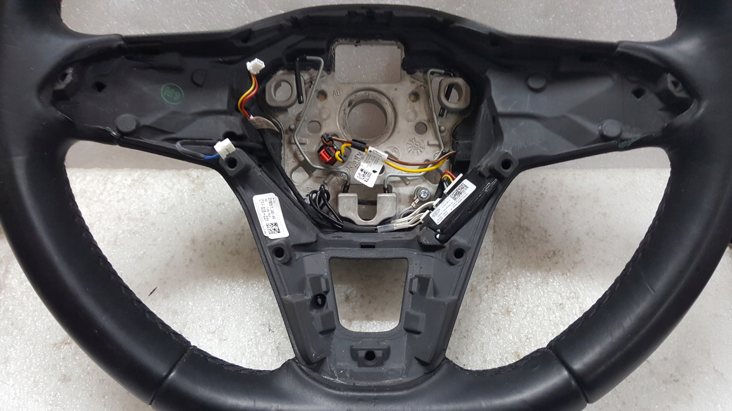 руль vw GOLF VIII 5H0959542E