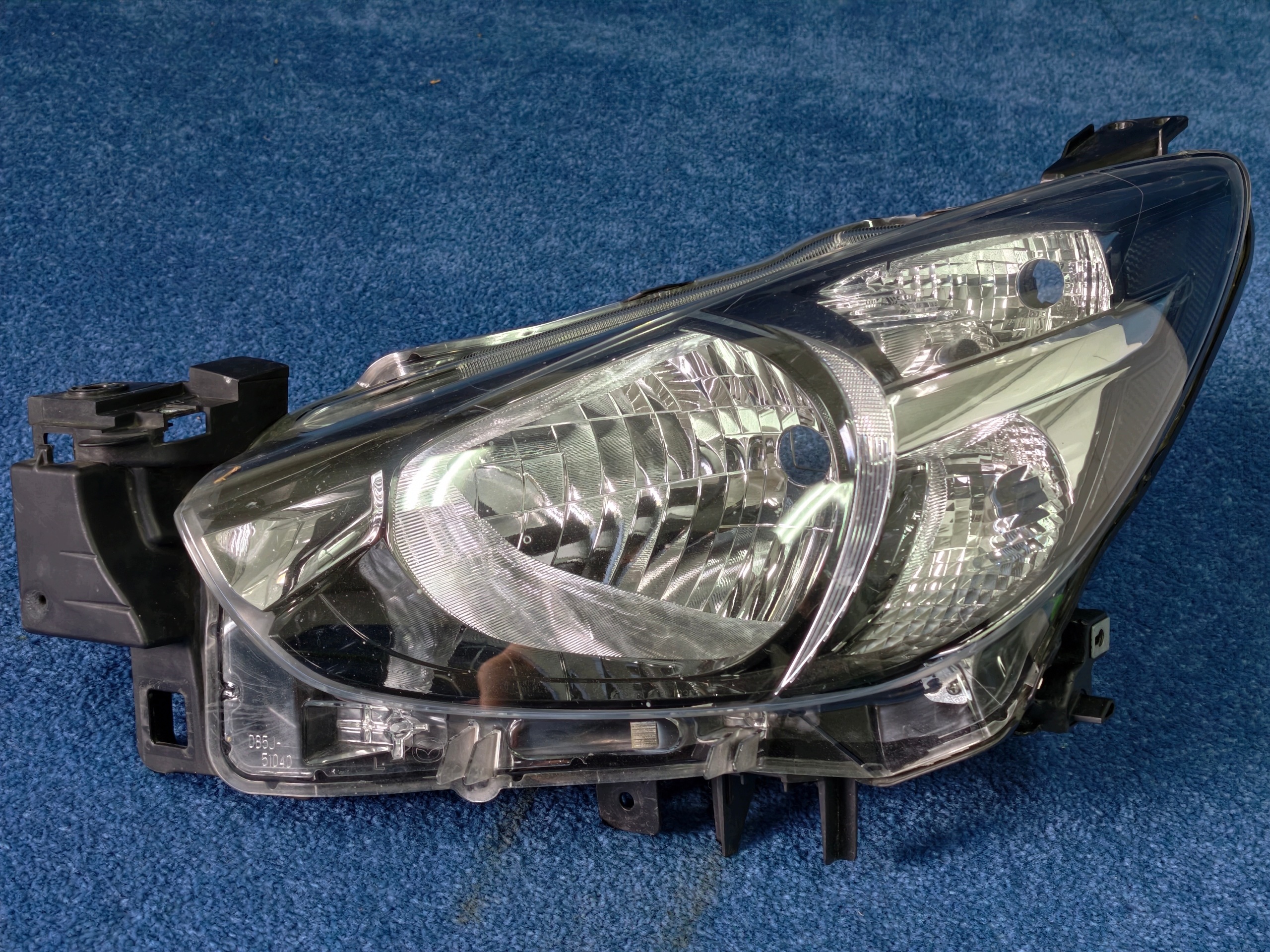 MAZDA 2 14-19 REFLEKTOR licht links vorne links vorne original DB5J-51040
