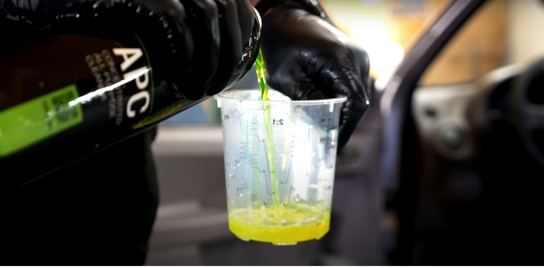 ADBL APC UNIWERSALNY Środek Czyszczący 1L + PĘDZELKI + MIARKA + SPRYSKIWACZ Stan opakowania oryginalne