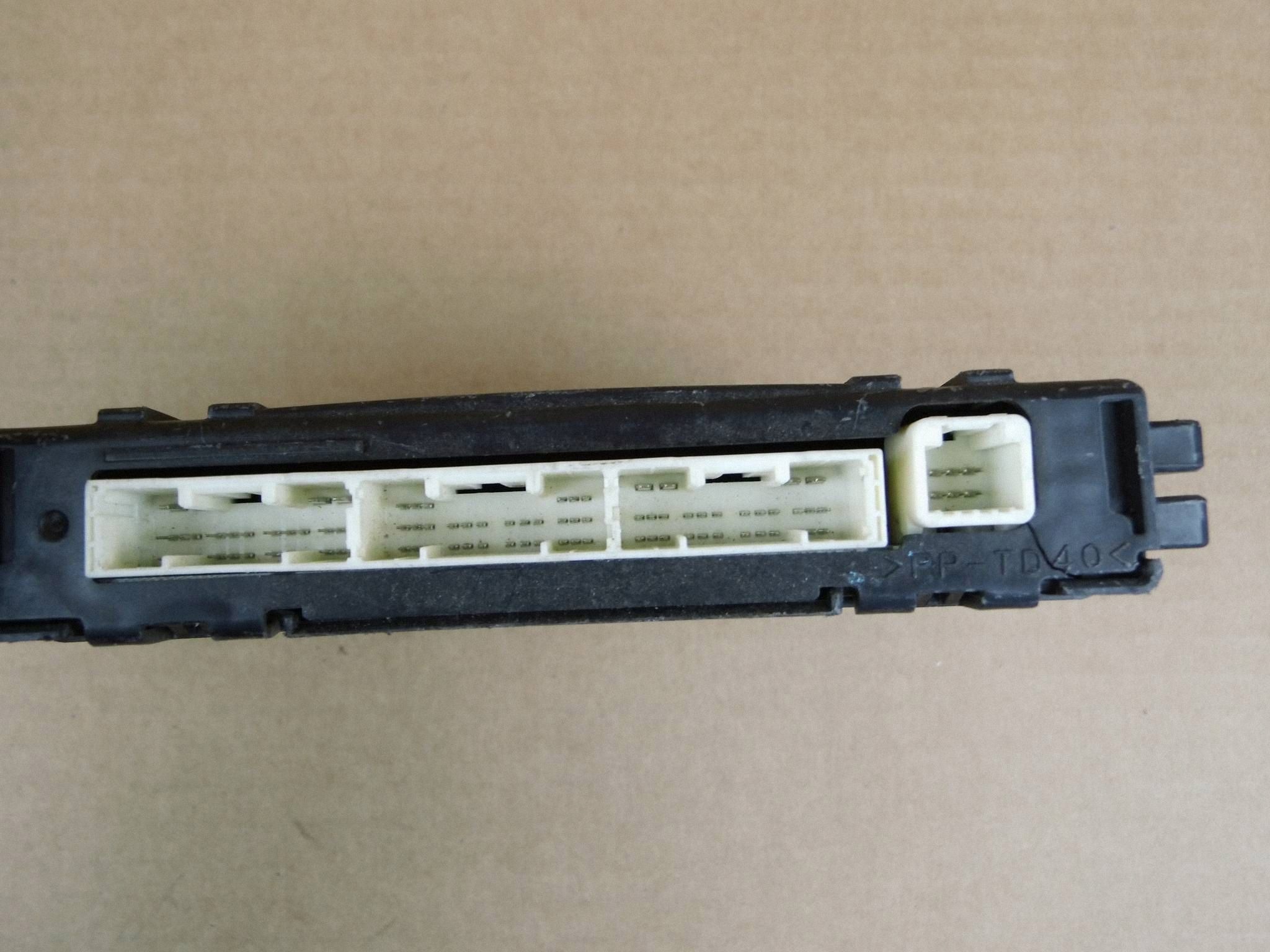 Lexus RX IV module control unit 8865048850 88650-48850