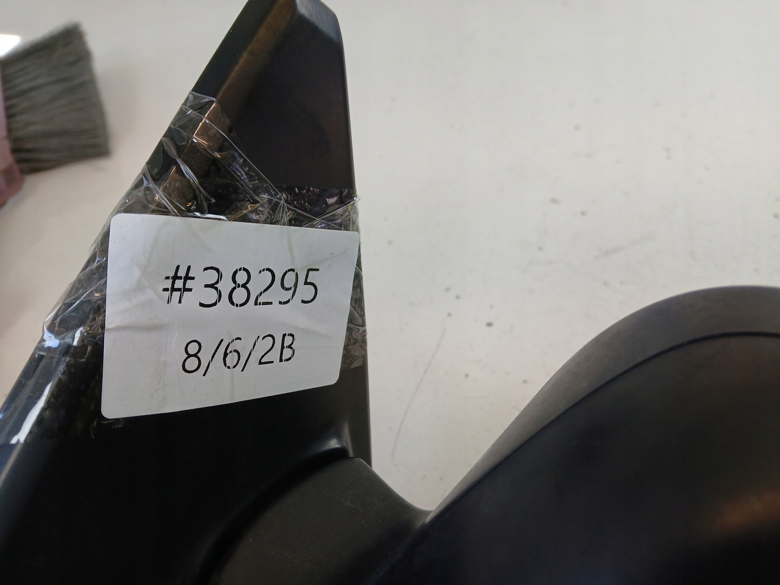 HONDA CIVIC VI mirror left manually black,