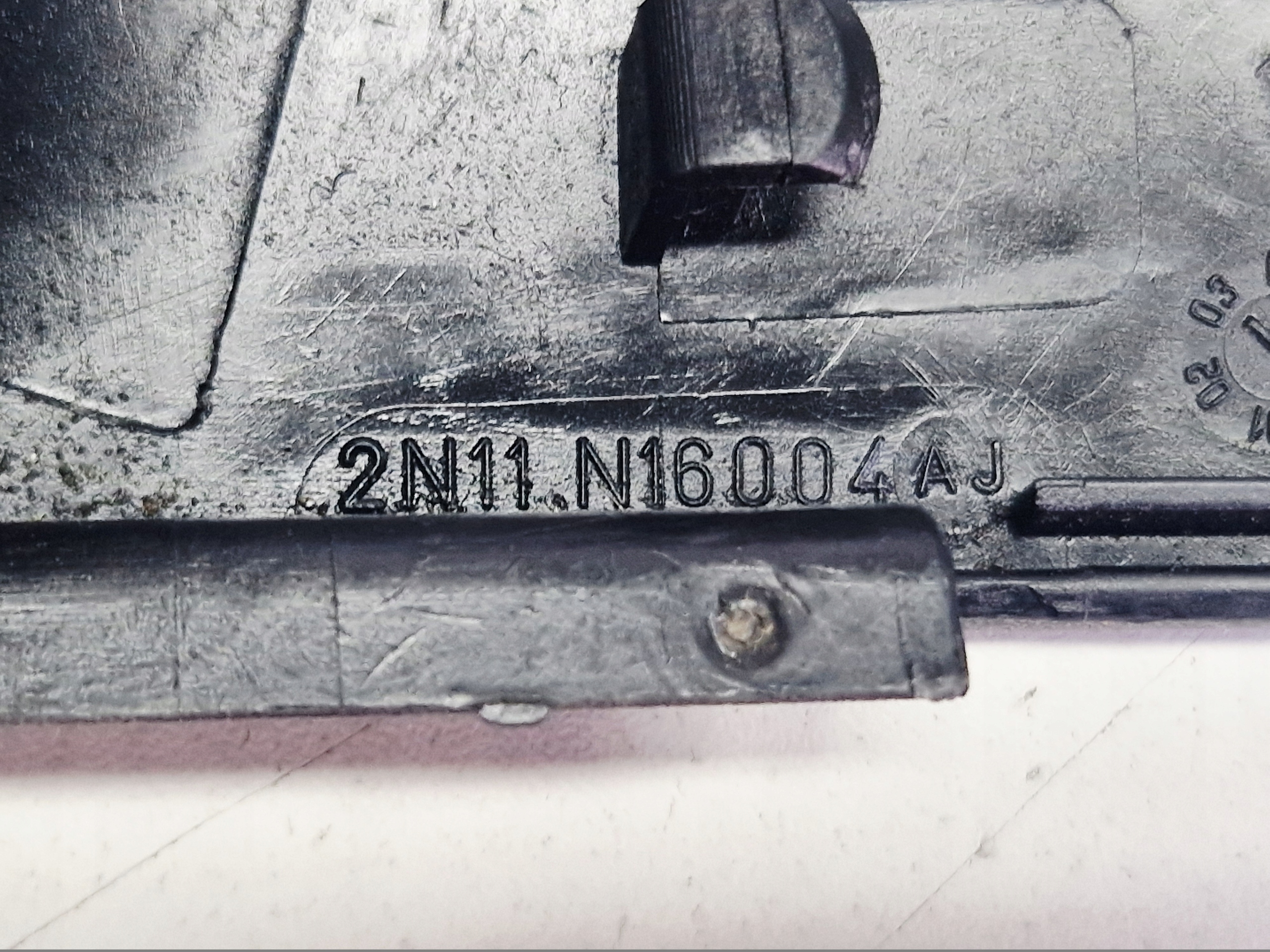 TROJKAT Copri sinistra parafango FORD FUSION MK1 2N11N16004AA