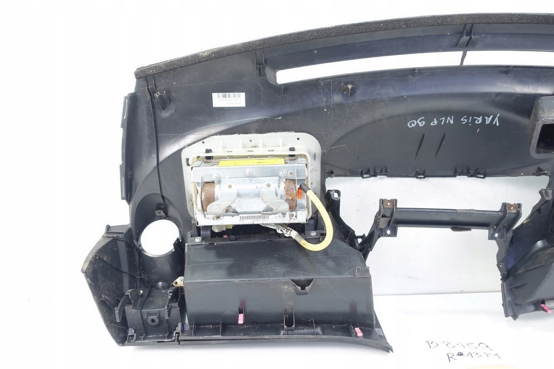 торпеда консоль TOYOTA YARIS II 2006-