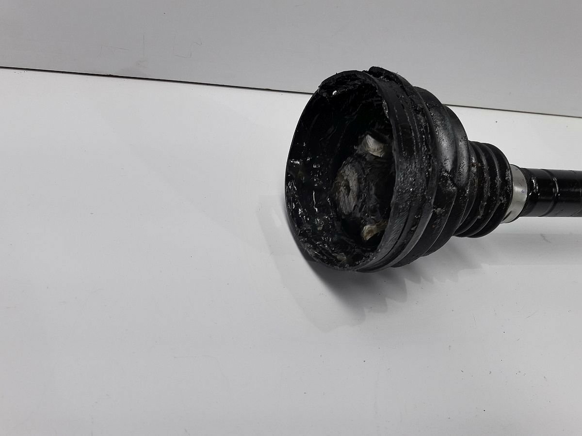 JEEP COMPASS II 2018 1.4 BENZYNA PÓŁOŚ LEWA KRÓTKA Producent części Inny