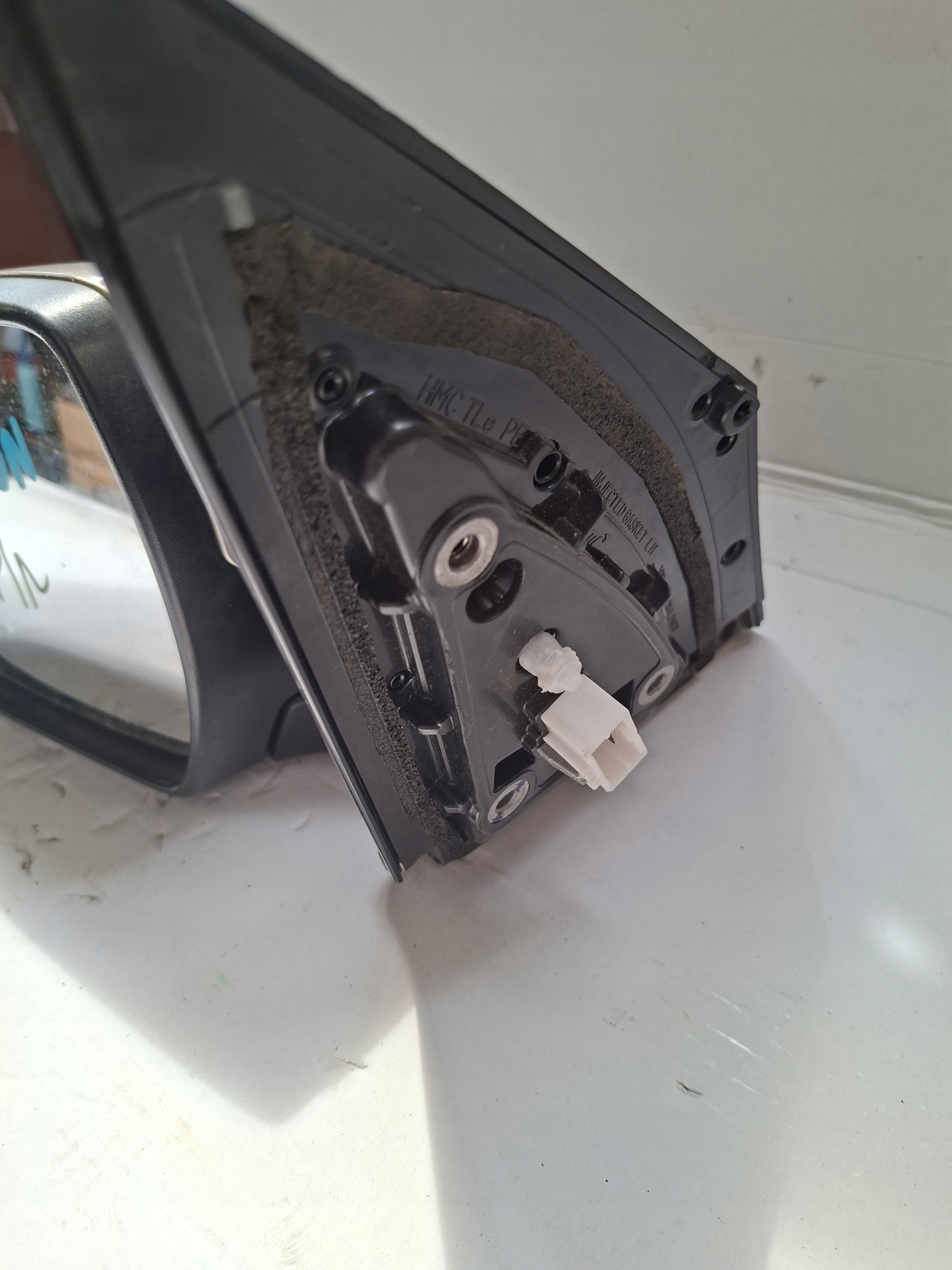mirror left HYUNDAI TUCSON III 8 PIN E4044673