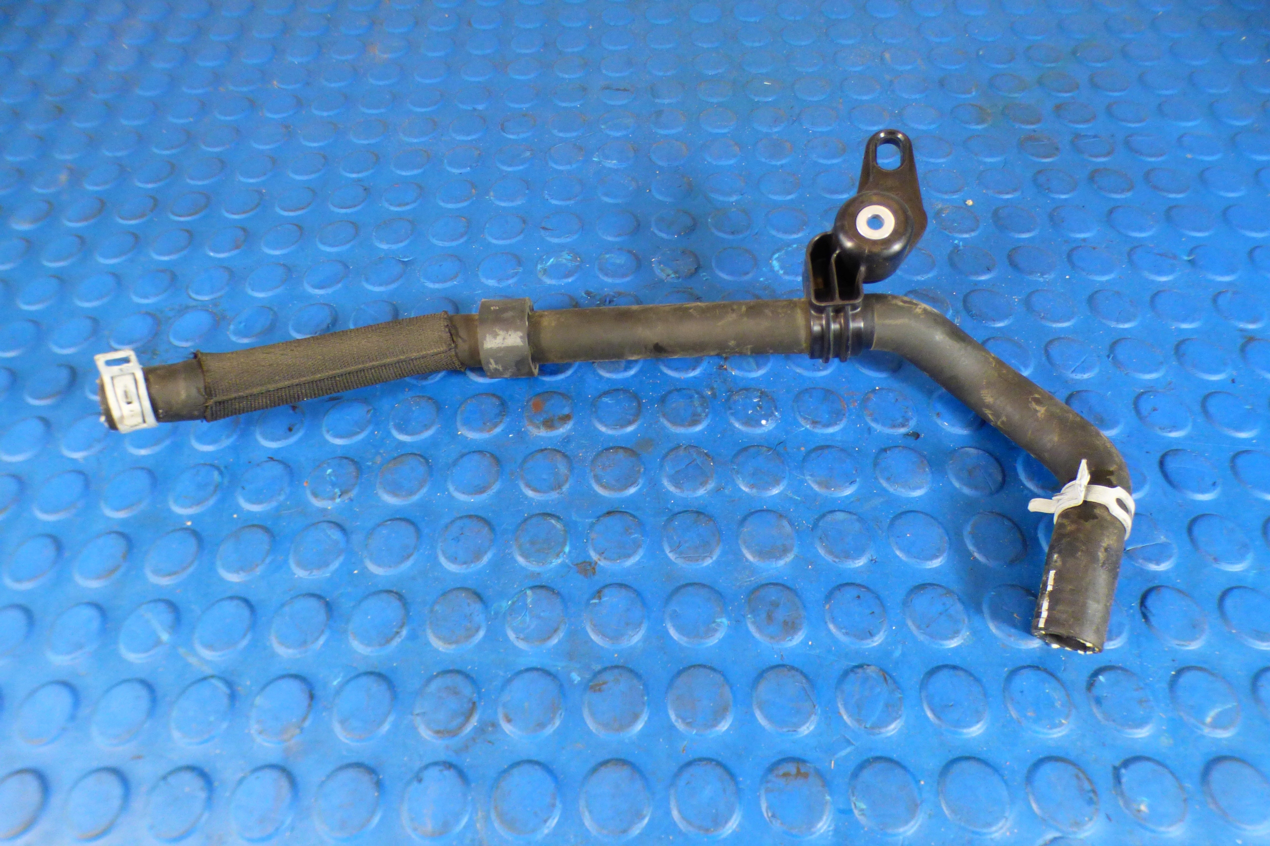 crijevo prijenos vode cieczy 32138845 st.BDB VOLVO XC60 II 2.0D