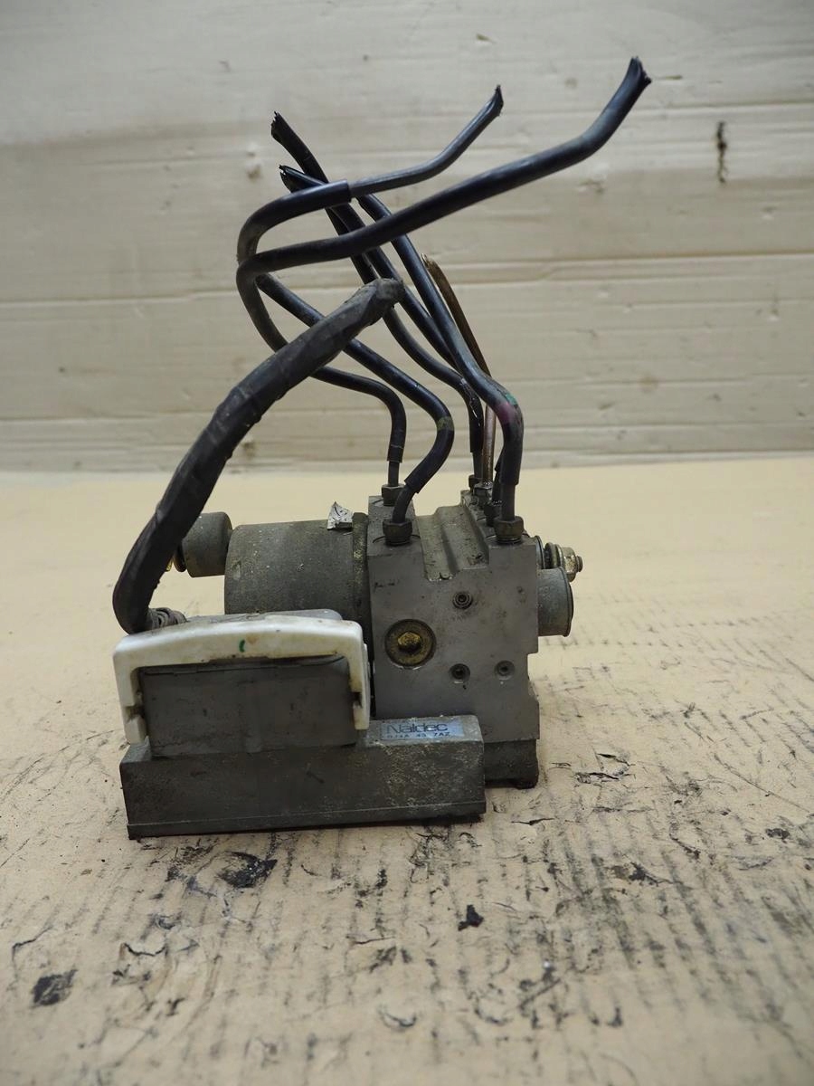 НАСОС ABS MAZDA 323 F VI (BJ) BJ4A437AZ