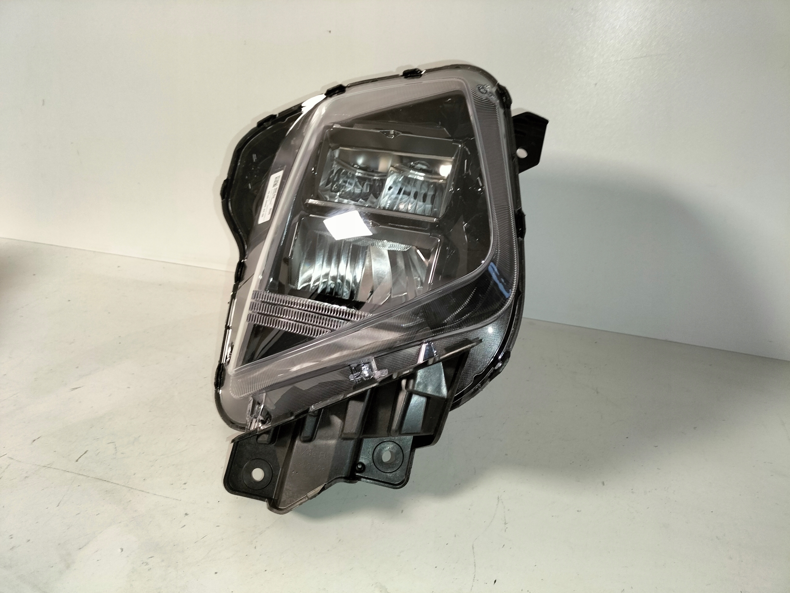 light front reflektor right HYUNDAI TUCSON 4 IV LIFT 24- FULL LED