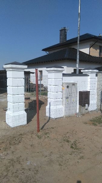 OGRODZENIA DWORKOWE,PRZĘSŁA,SŁUPKI ,BETONOWE Kod producenta 7777