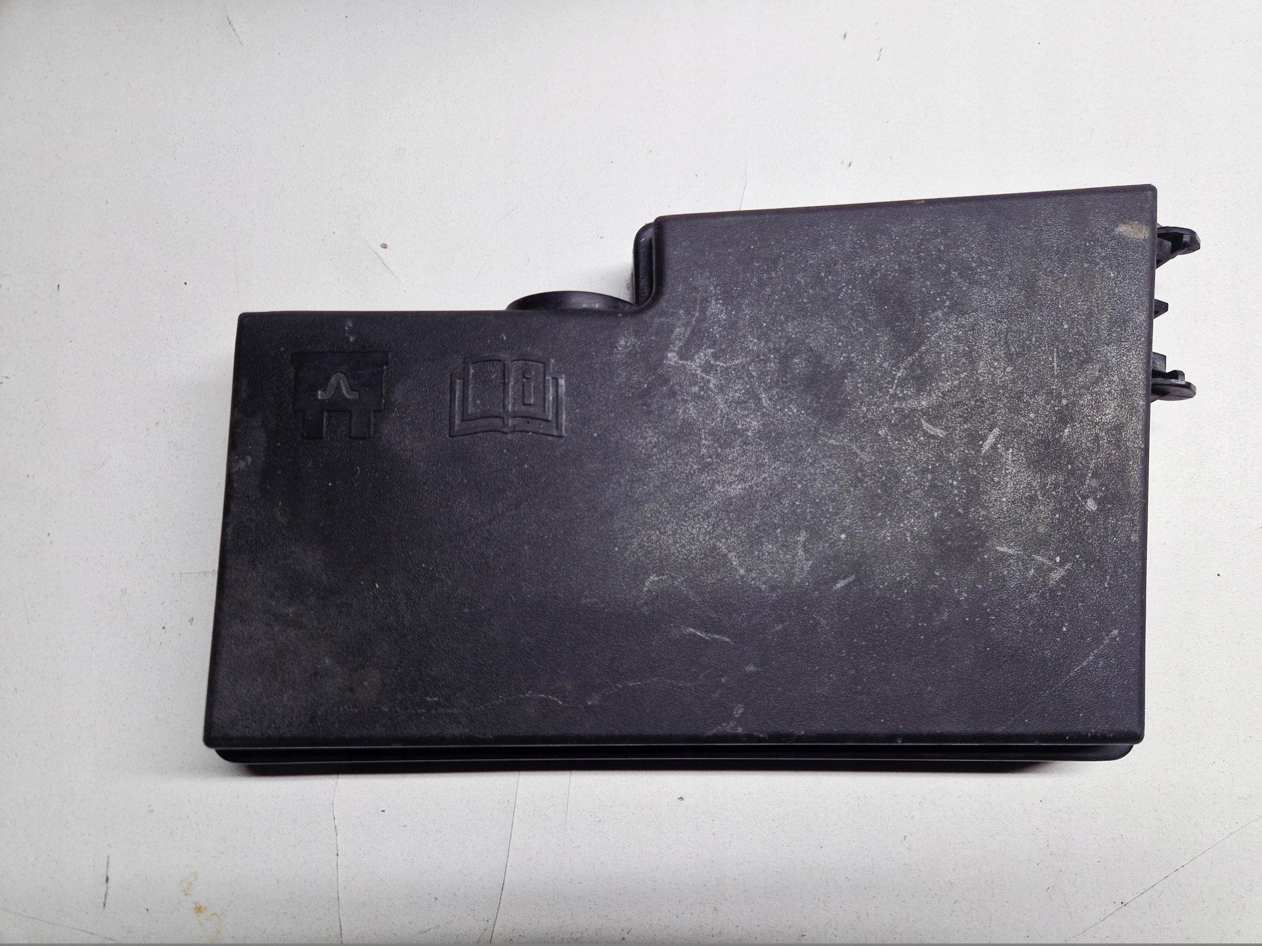 FORD FOCUS MK2 Abdeckung Deckel Blende Abdeckung der Sicherungen 3M5T-14A076-AB