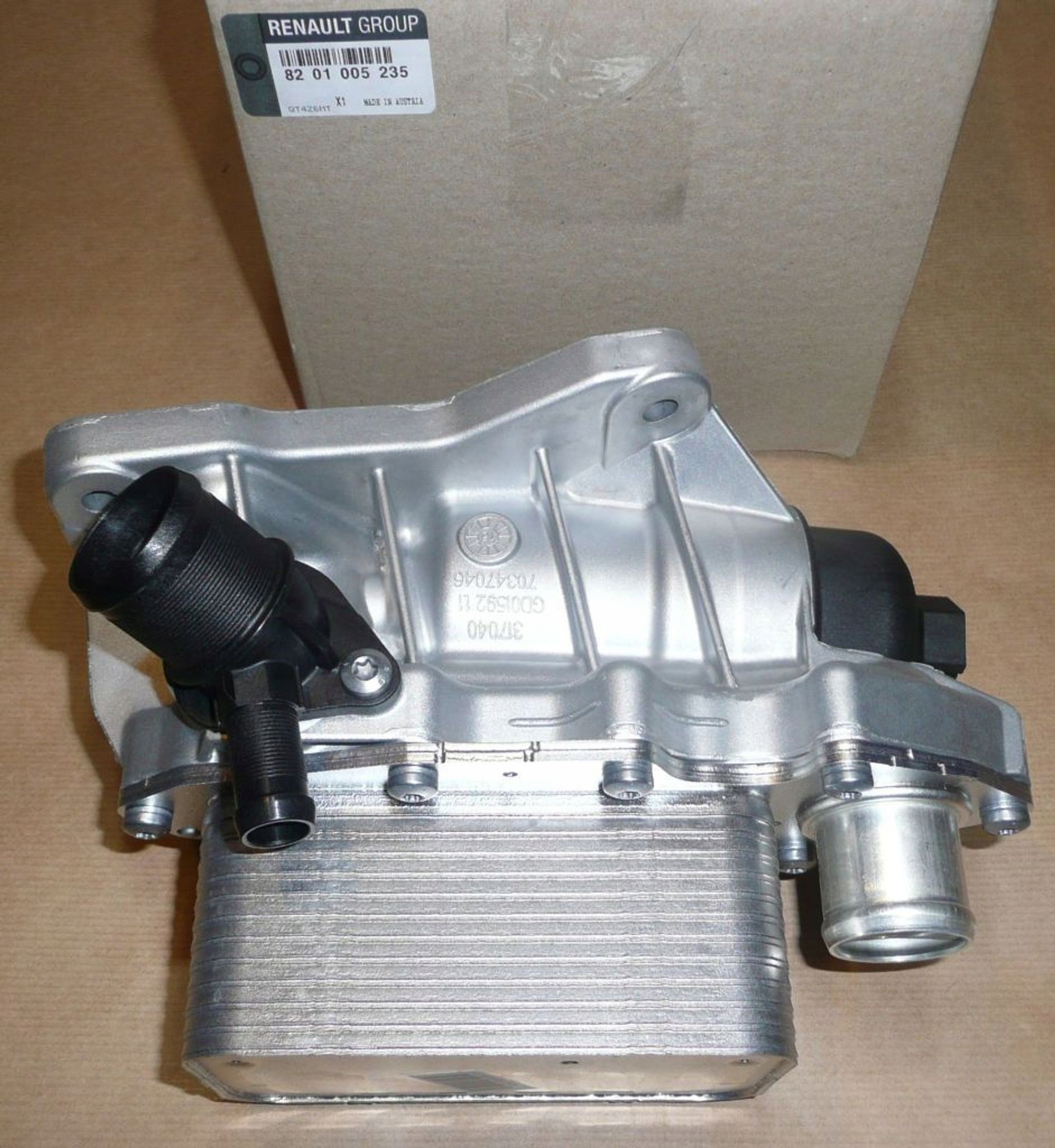 Chladič Oleje R Master III 2.3DCI 8201005235