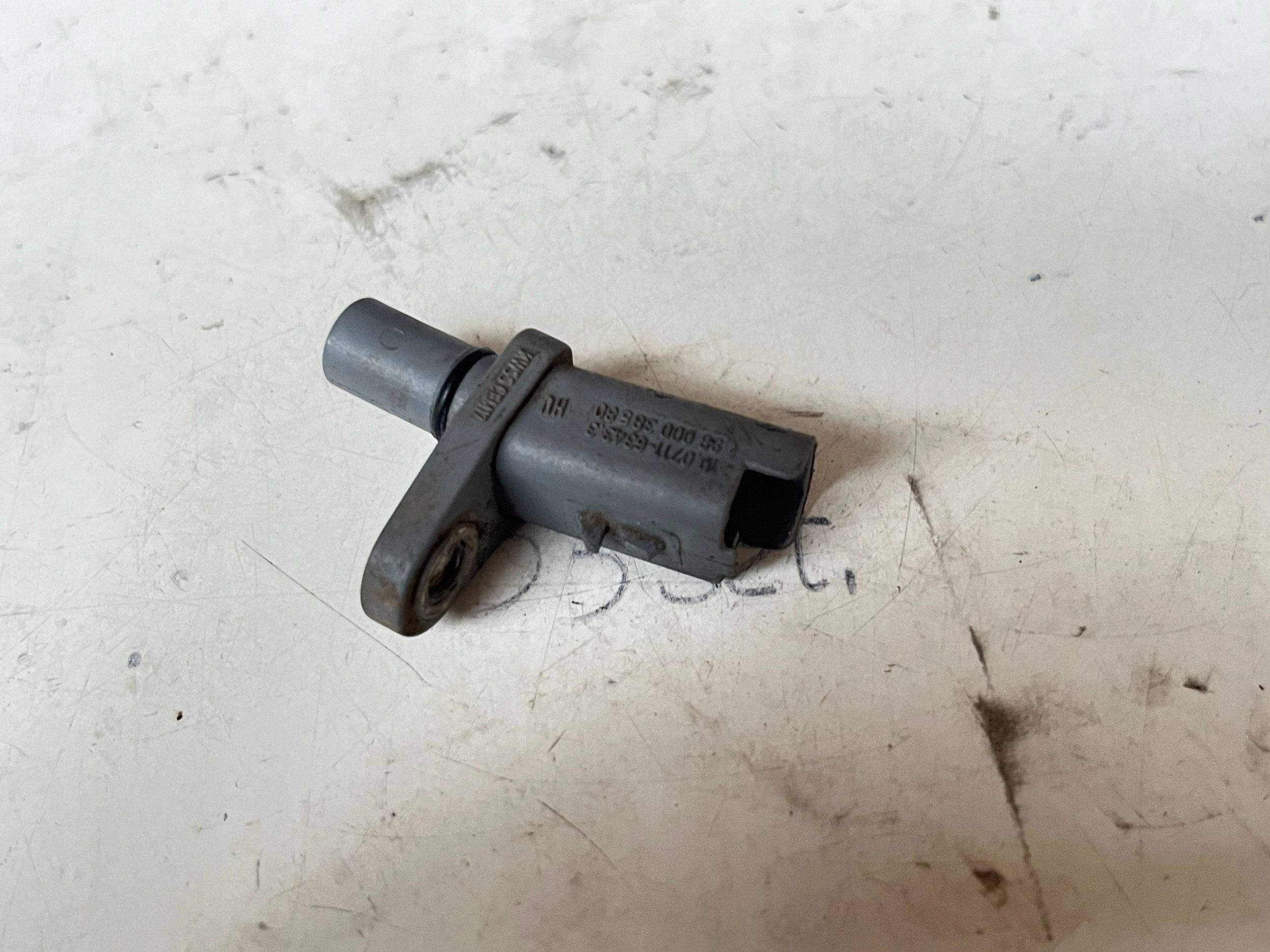 Sensor ABS heck CITROEN C4 GRAND PICASSO 9800038580 @A