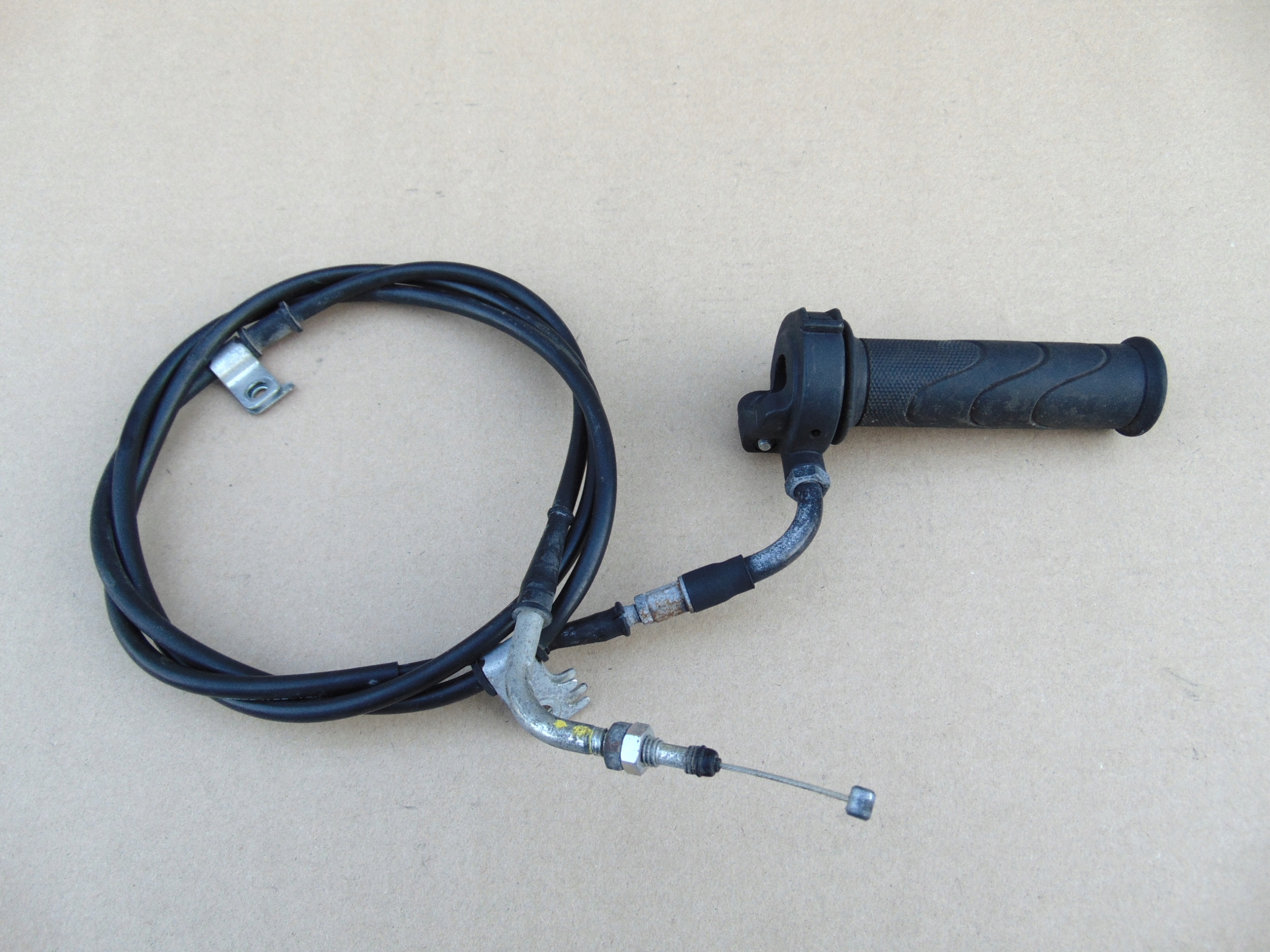 25G0-0437 - HONDA SH 125i трос газа ROLGAZ