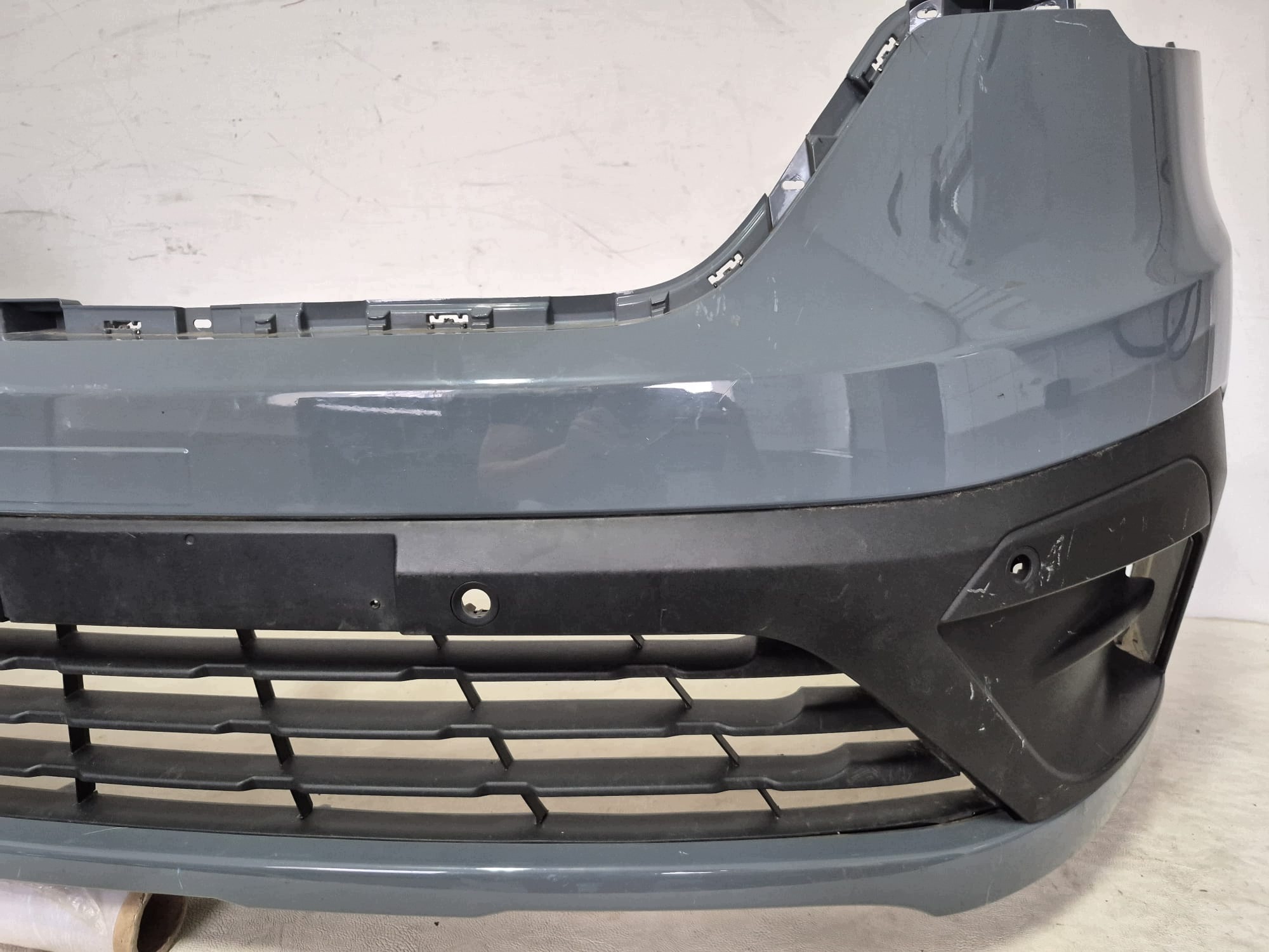 RENAULT TRAFIC III LIFT IV 21- bumper front front without HALOGENOW