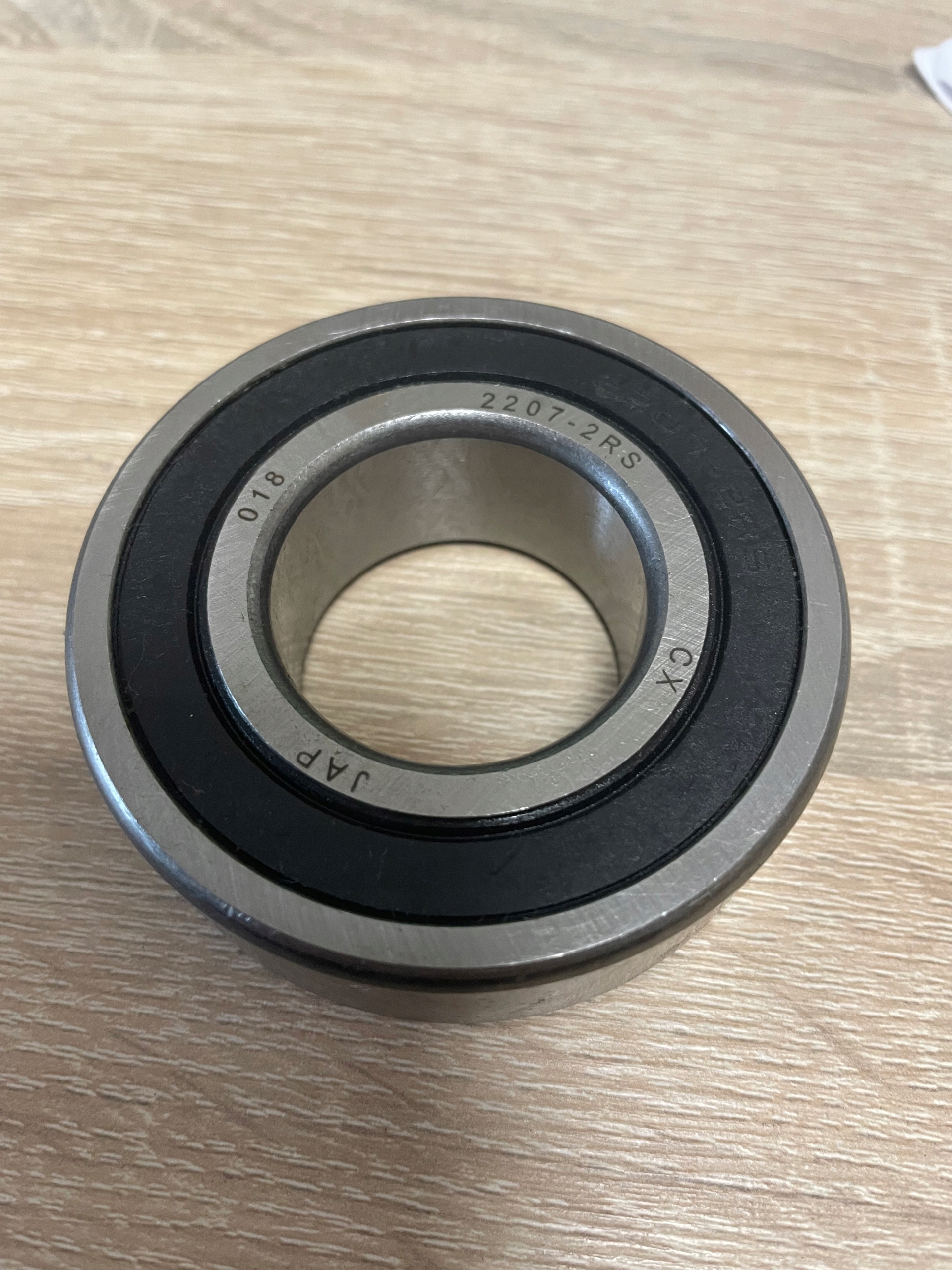 Łożysko dwurzędowe 2207