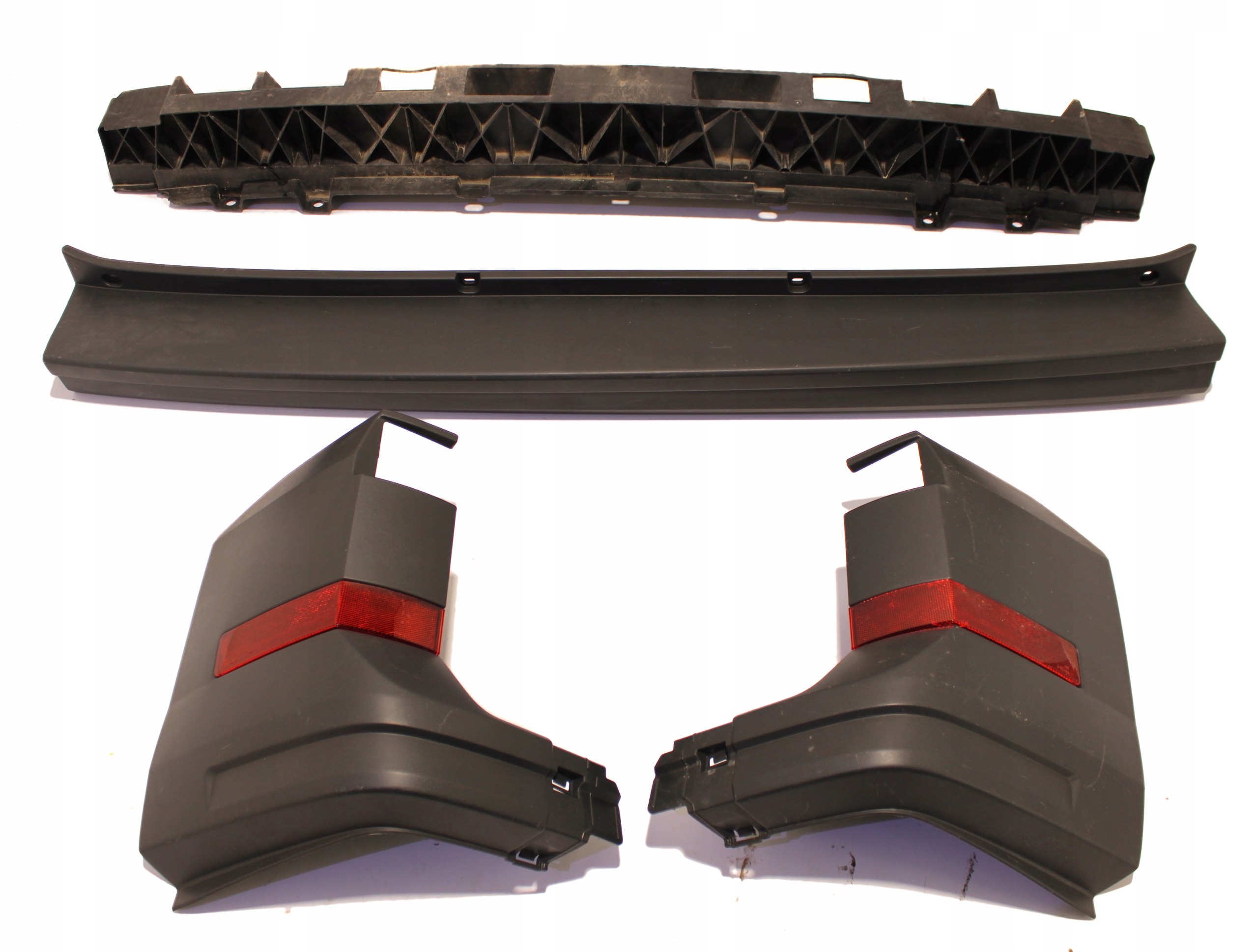 VW CRAFTER II MAN TGE ZDERZAK NAROŻNIK BELKA TYŁ