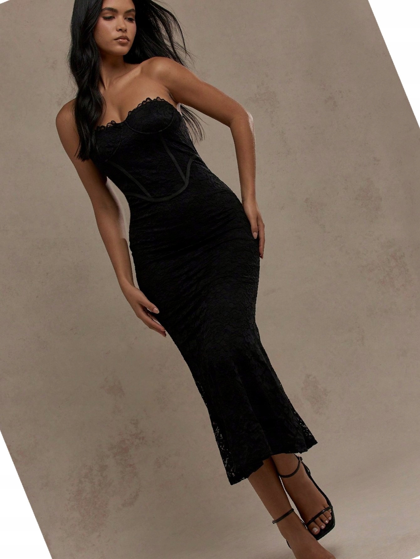 Šaty Krajkové Tužkové s odhalenými rameny Missguided Balová M