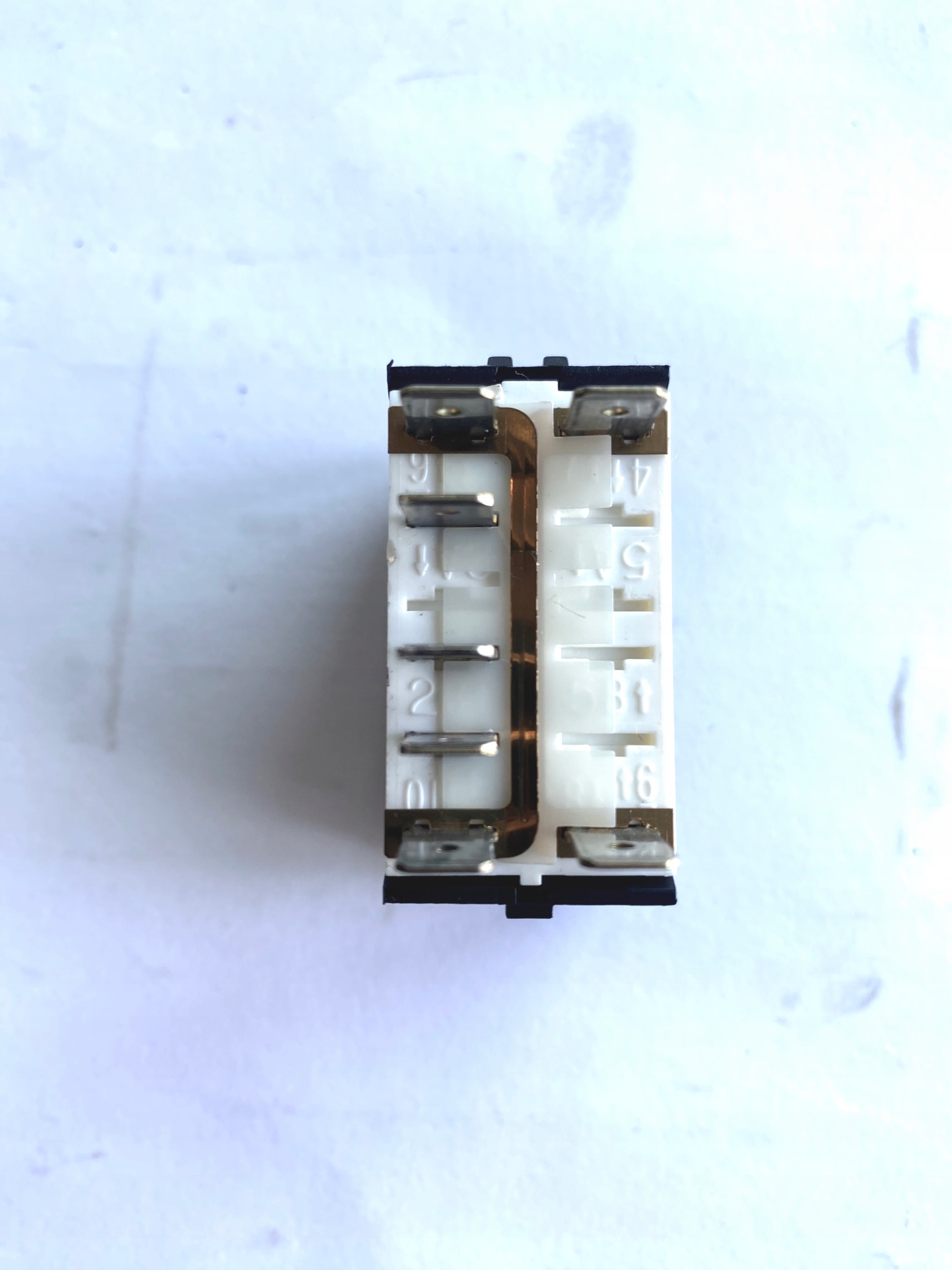 Freightliner A06-30769-030 przełącznik switch Producent części Freightliner