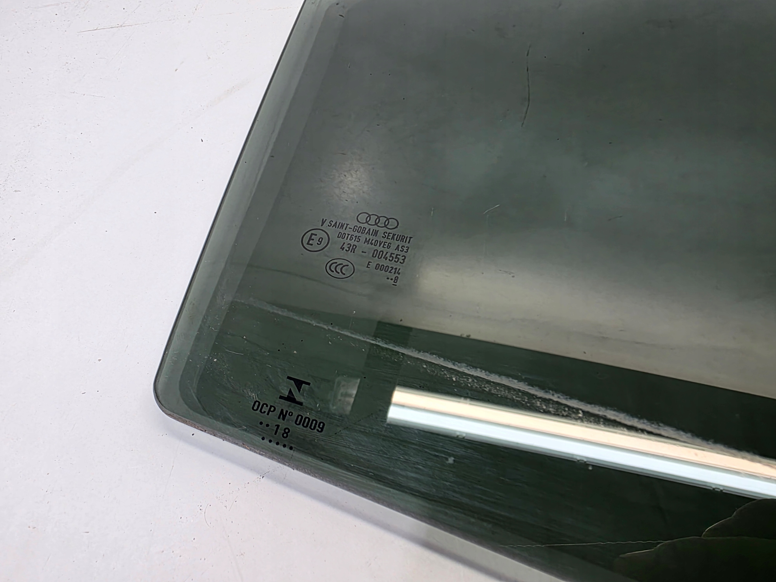 window side door right rear part AUDI Q5 FY 80A 2018 80A845206A