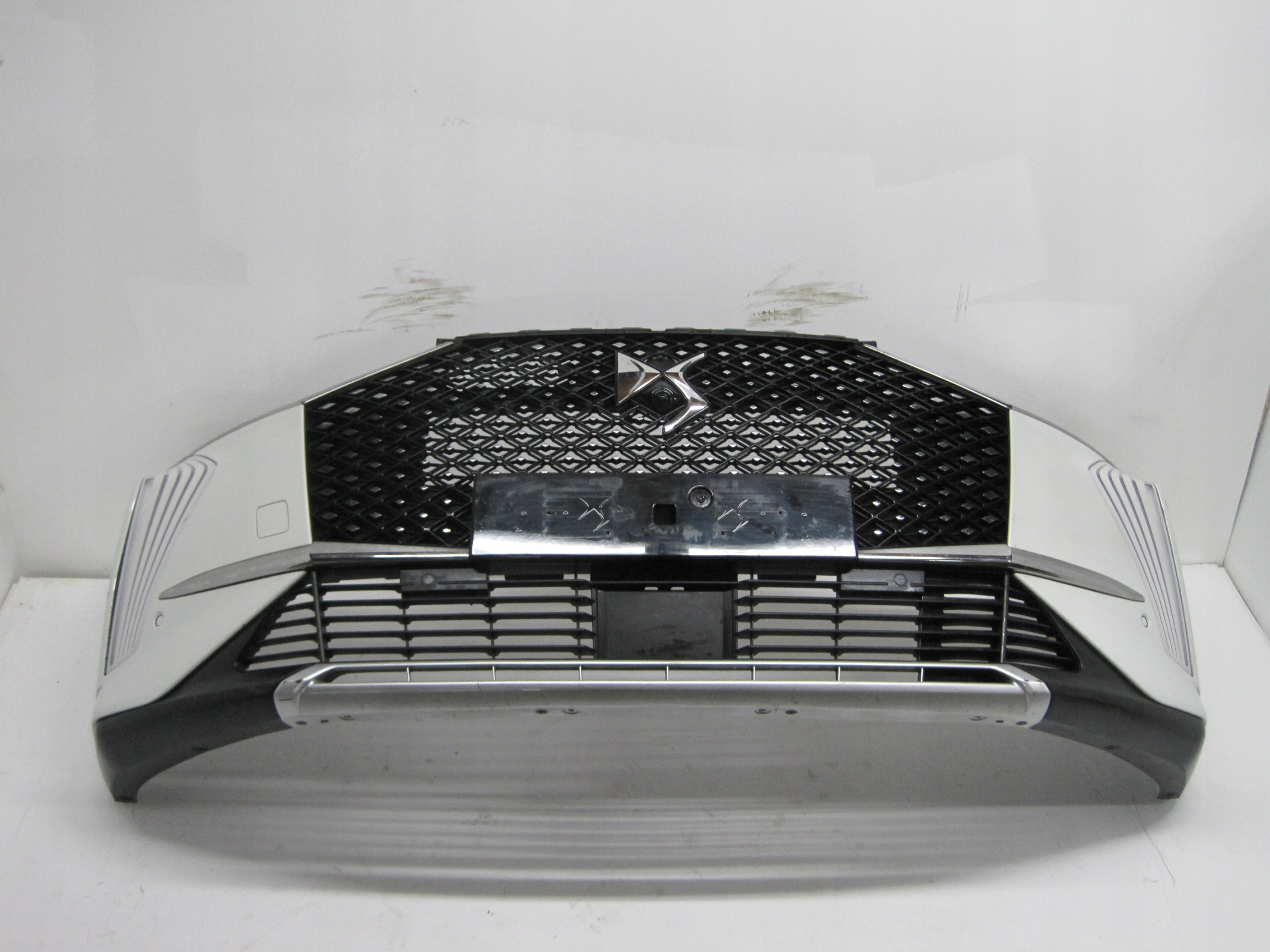 front bumper CITROEN DS7 6 PDC LIFT KAMERA 23R front