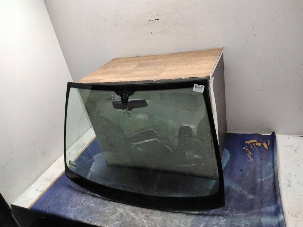 OPEL CORSA C ВЕТРОВОЕ СТЕКЛО СТЕКЛО