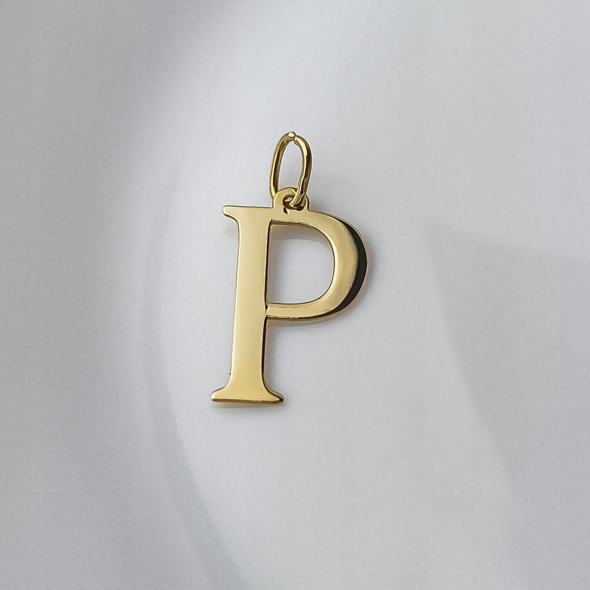 Zlatý přívěsek Písmeno „p“ pr. 585