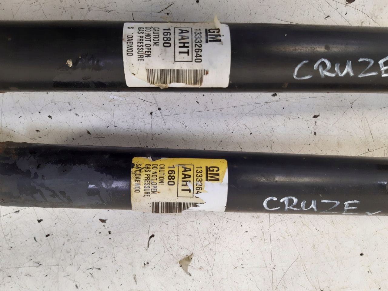 shock absorber rear part rear Chevrolet Cruze 1,8i