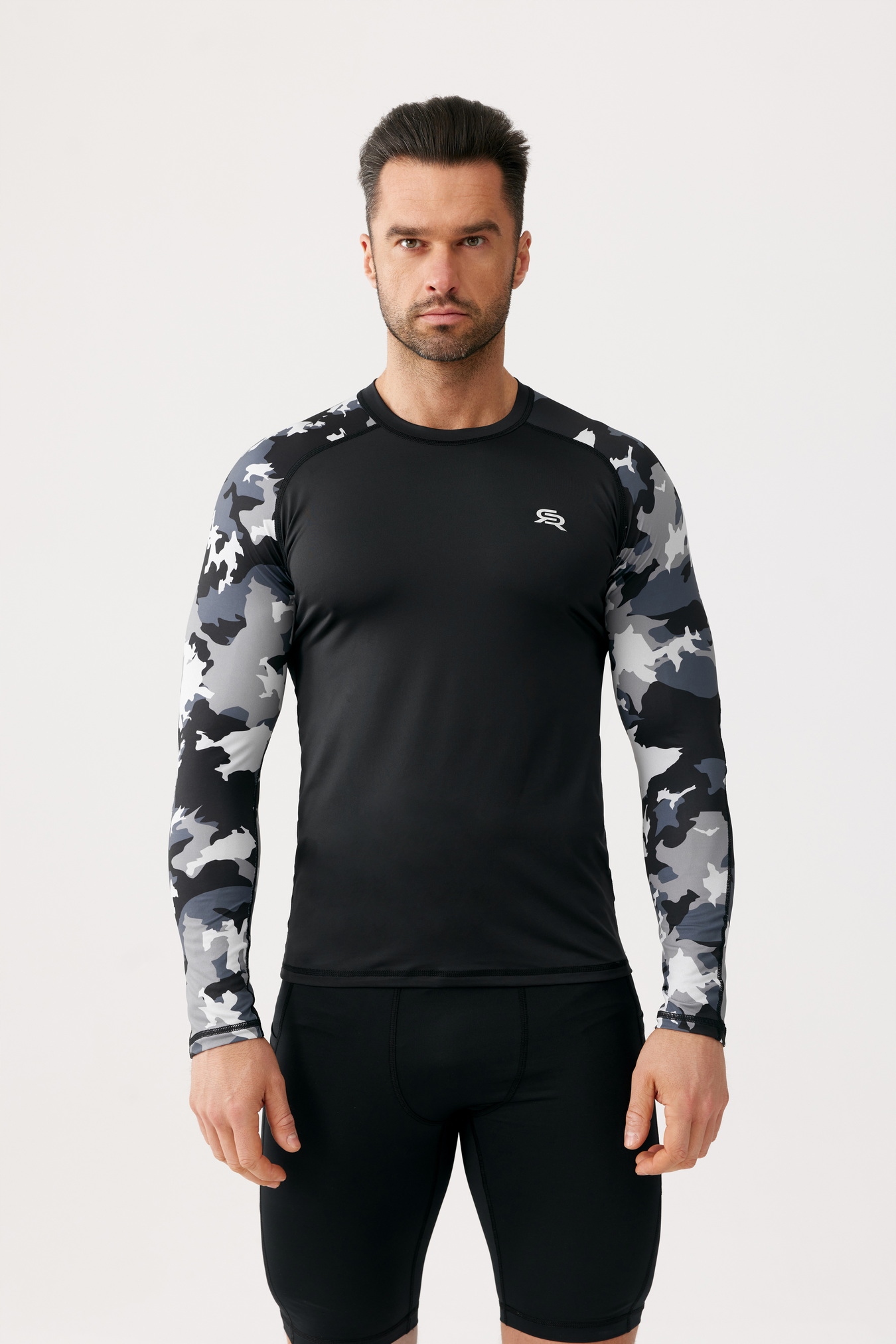 ODDYCHAJĄCA KOSZULKA TERMOAKTYWNA BIELIZNA TREKKINGOWA ROUGH RADICAL Kod producenta FURIOUS ARMY LS