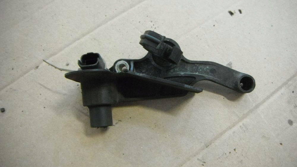 BERLINGO PARTNER 1,4 02-08 CZUJNIK WAŁU 9639999880