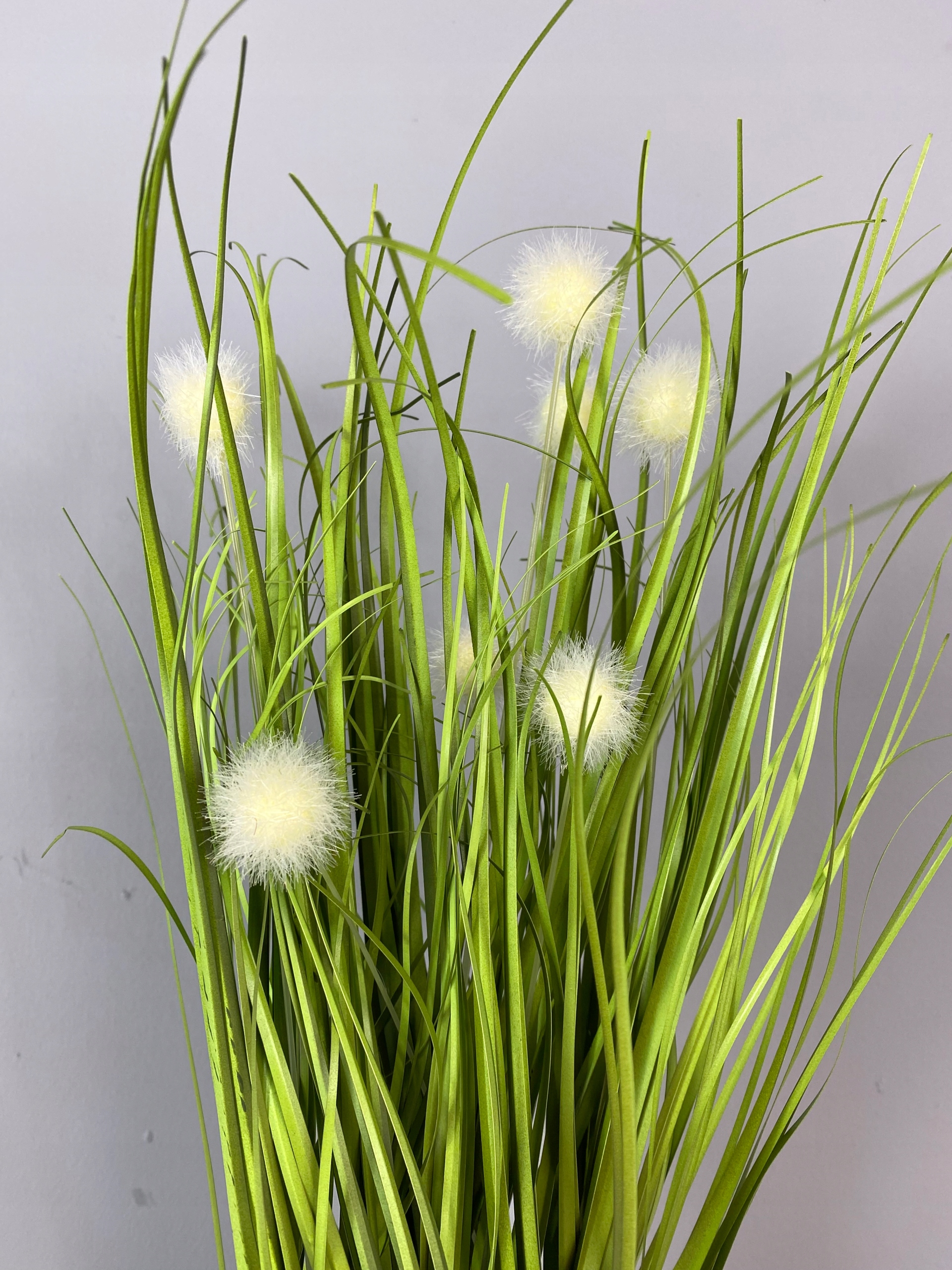 TRAWA SZTUCZNA ROŚLINA W DONICZCE KULKI BIAŁE EAN (GTIN) 5900291222097