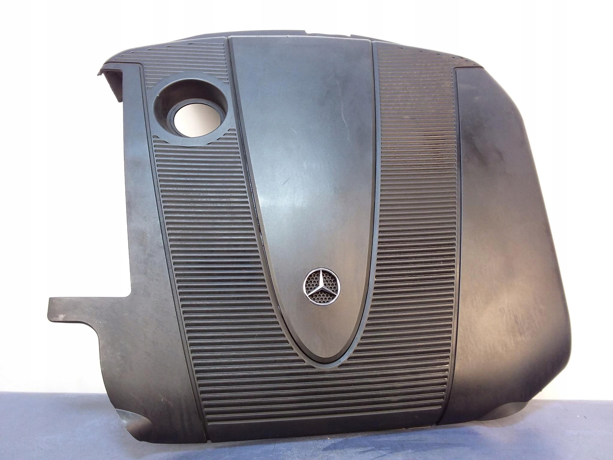 MERCEDES C W203 2.2 CDI кришка капота двигуна